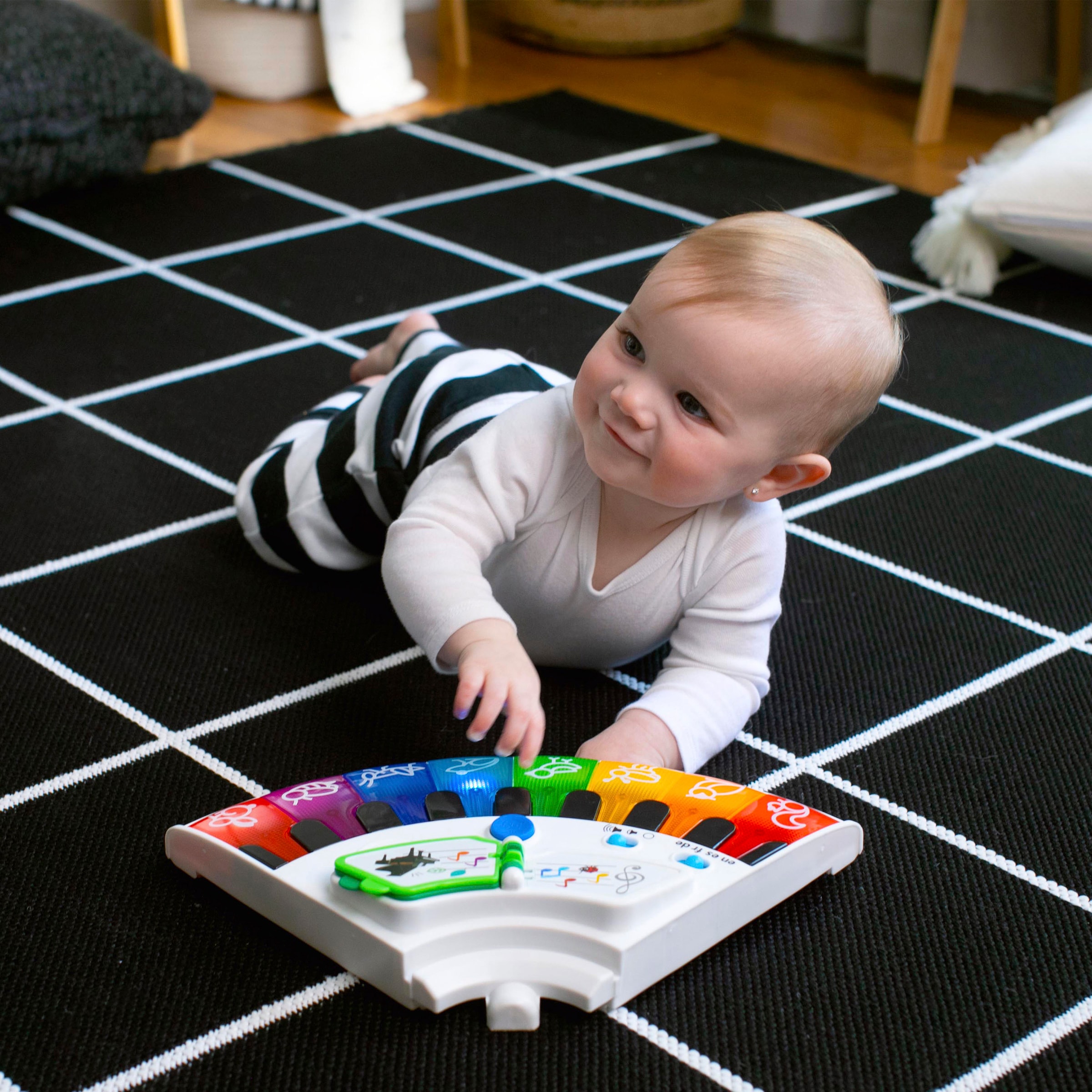 Baby Einstein Spielcenter »Around We Grow«, mit abnehmbarem Sitz; mit Sound