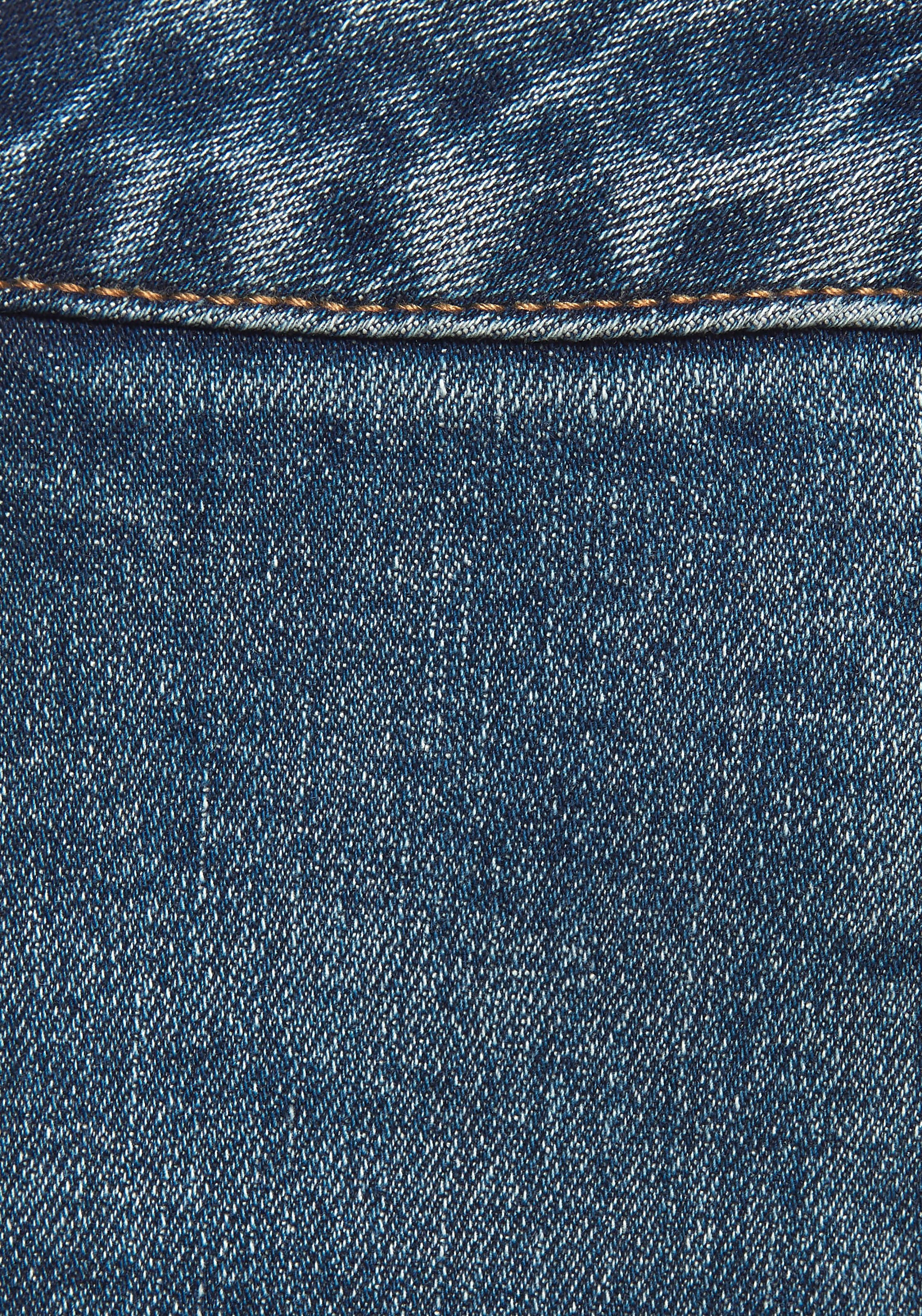 Buffalo Bootcut-Jeans, mit Schlitz, Nietendetails, Skinny Jeans, modisch