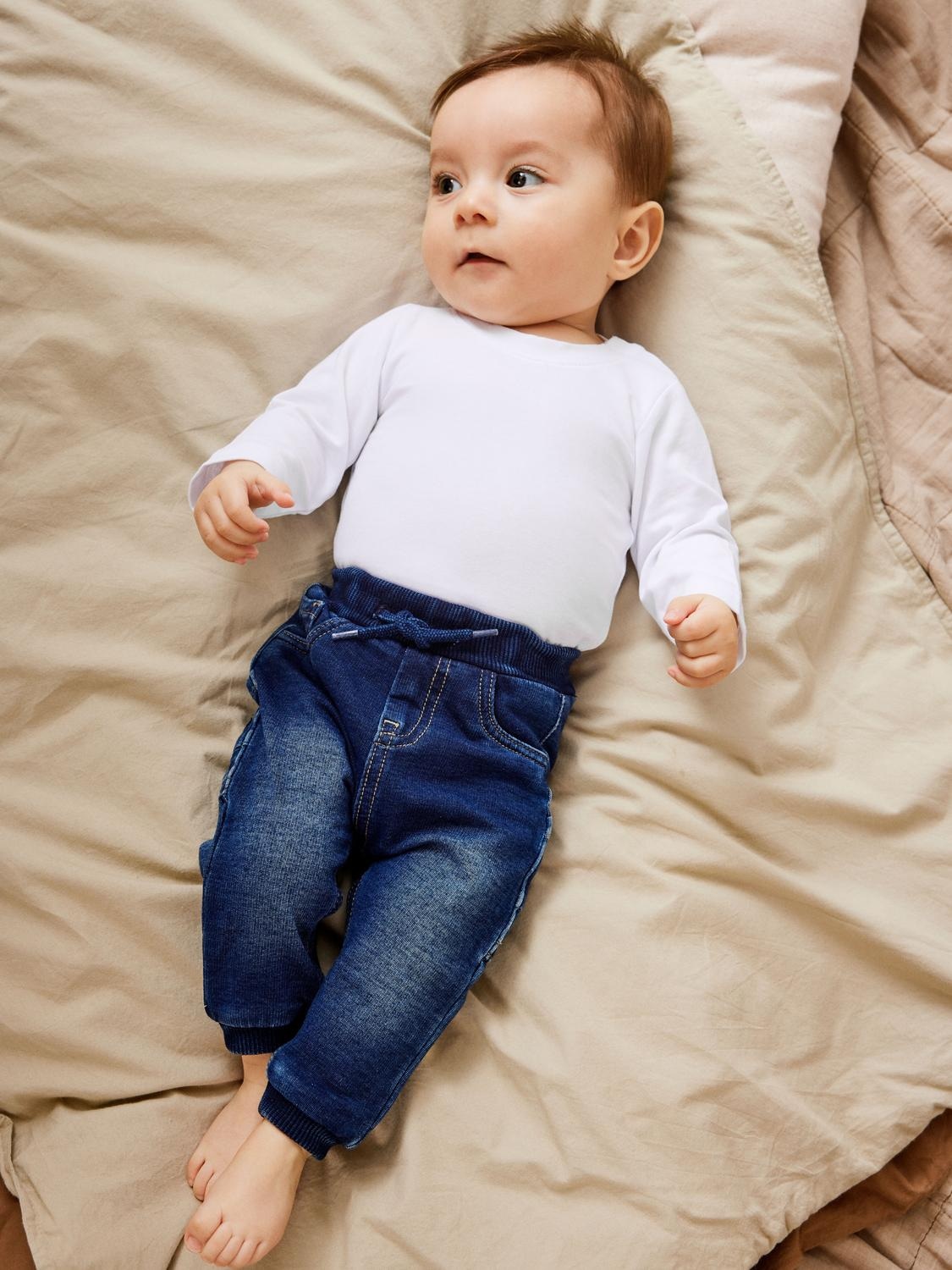 Name It Schlupfjeans »NBMBUNDO DNMTRUEBO SWE PANT«