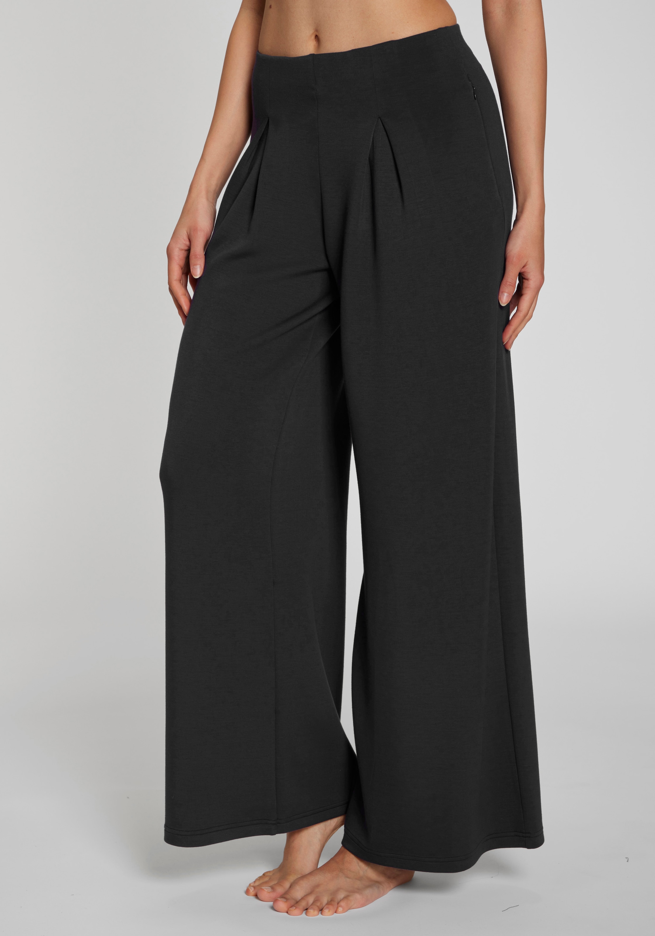 LASCANA Homewearhose mit weitem Bein und Kellerfalten