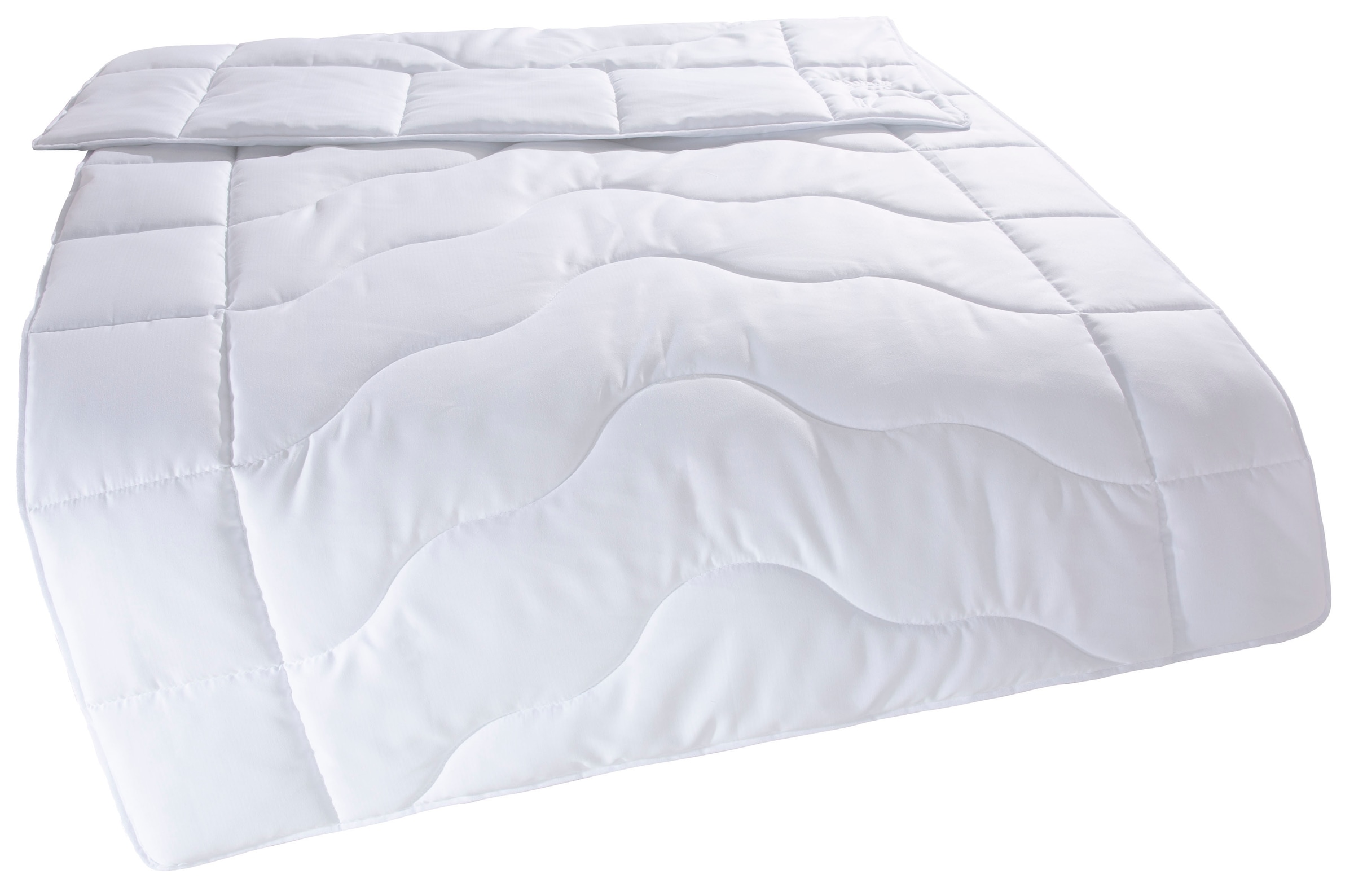 Älgdröm Microfaserbettdecke »Tylösand Bettdecke 135x200 cm, 155x220 cm und weitere Grössen«, leicht, Füllung Polyester, Bezug Microfaser, (1 St.), Bettdecken, Sommer, Winter, 4 Jahreszeiten, Decke