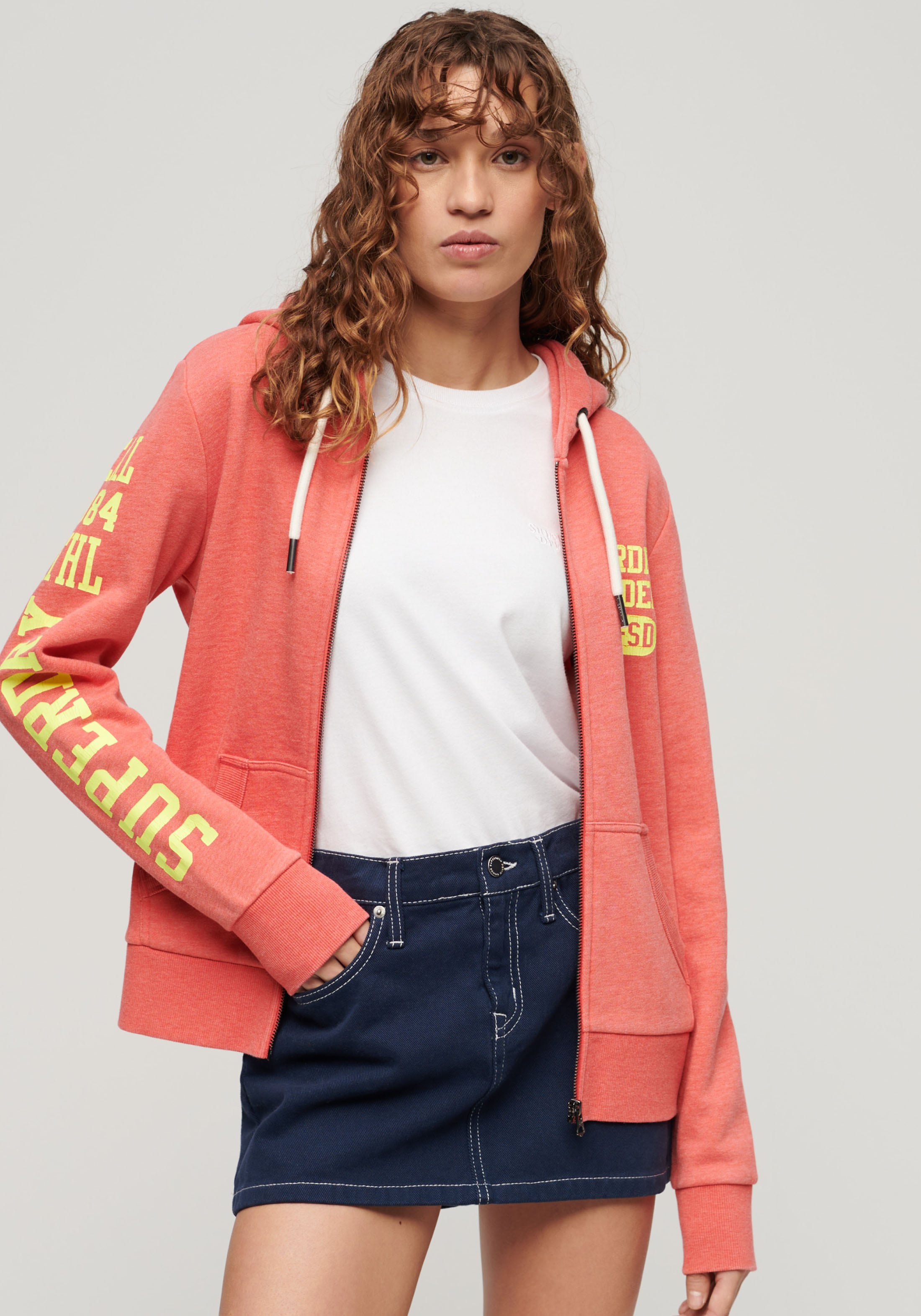 Superdry Kapuzensweatjacke »SUPER ATHLETIC GRAPHIC ZIPHOOD«