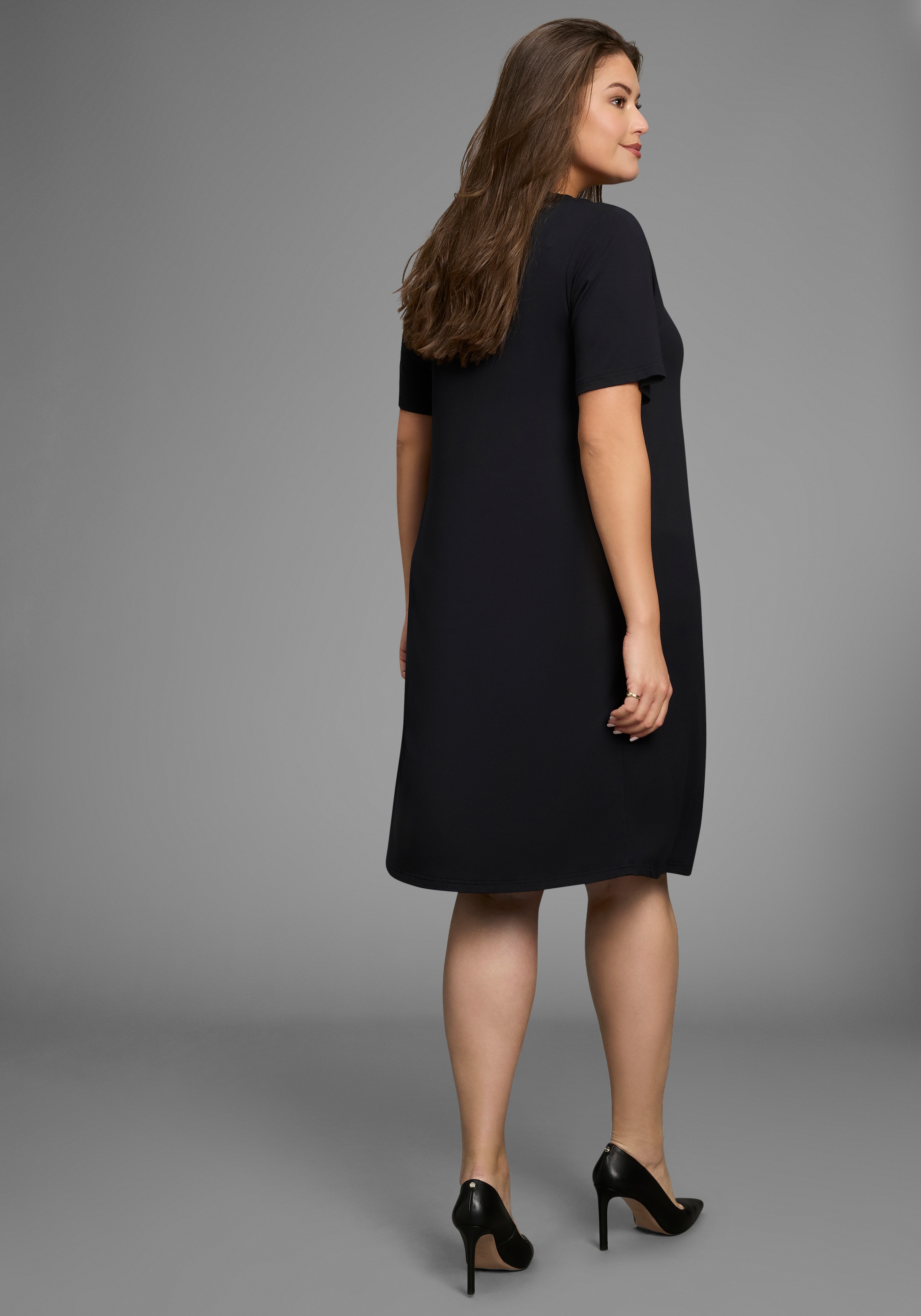 Laura Scott CURVE Jerseykleid, in leicht ausgestellter, fliessender Wickelform - GROSSE GRÖSSE