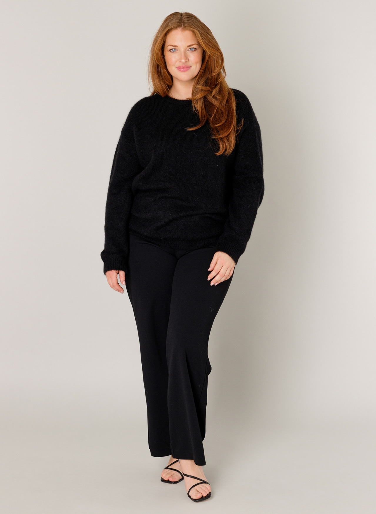 Base Level Curvy Strickpullover »Yanara«, mit Wolle und Elasthan
