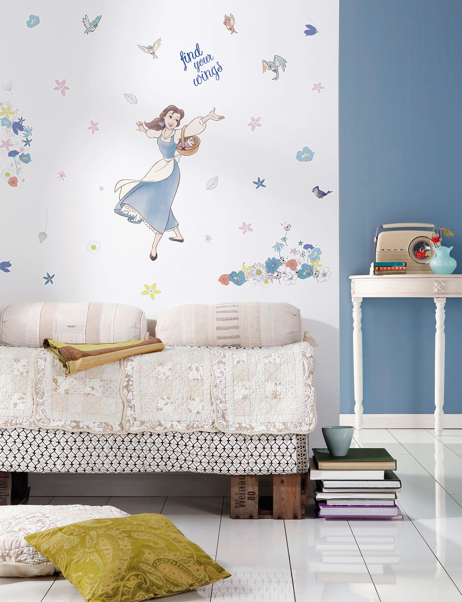 Komar Wandtattoo »Belle find your Wings - Grösse 50 x 70 cm«, (34 St.), selbstklebend, Wandsticker, Kinderzimmer