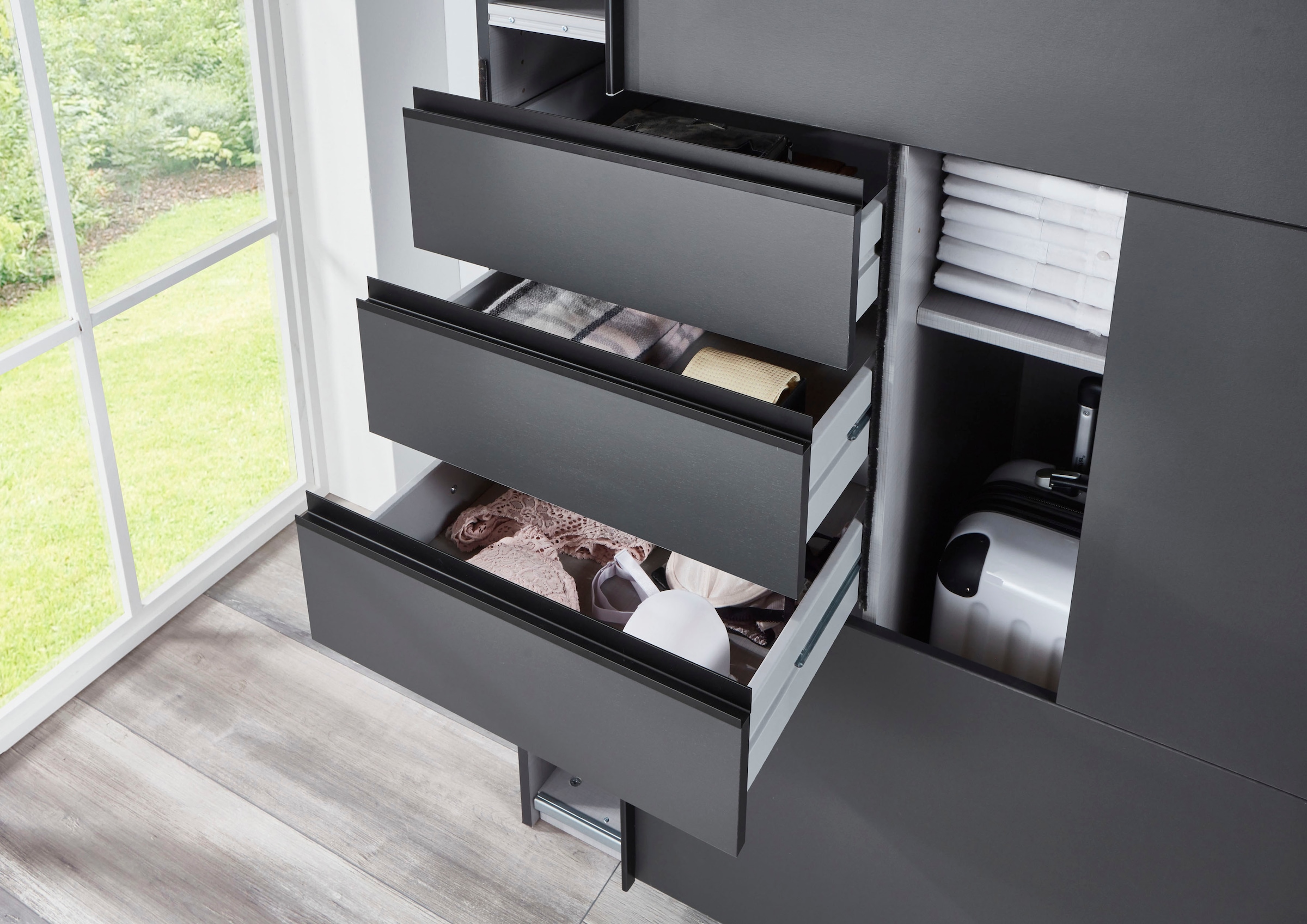 Wimex Schwebetürenschrank »Saigon Kleiderschrank«, mit Glaselementen, 3 Türen, 270cm breit