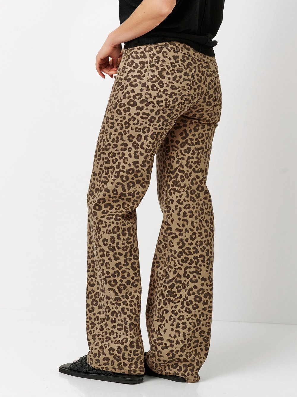 TONI Straight-Jeans »Ella«, mit Leo-Print