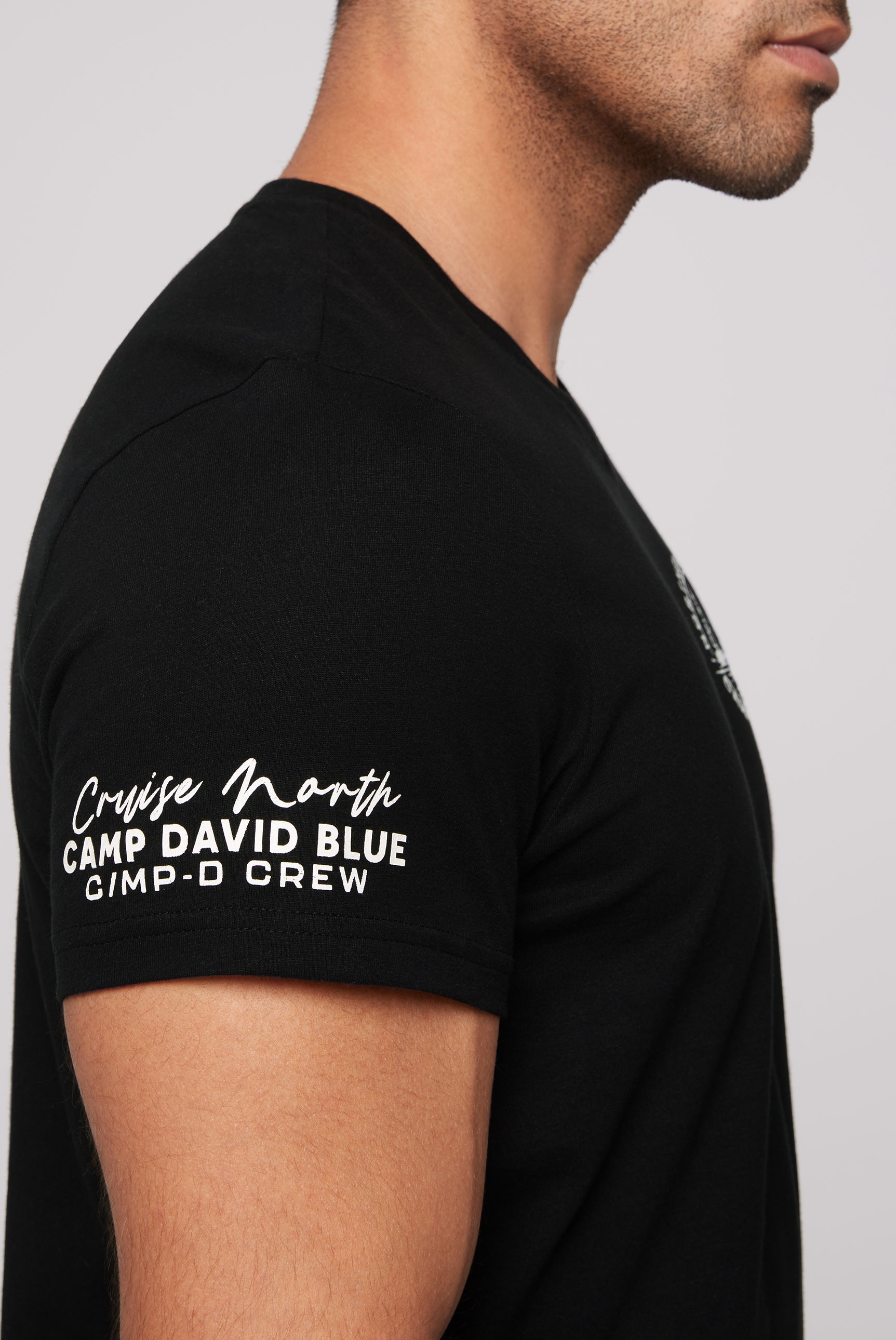 CAMP DAVID V-Shirt, mit maritimen Prints