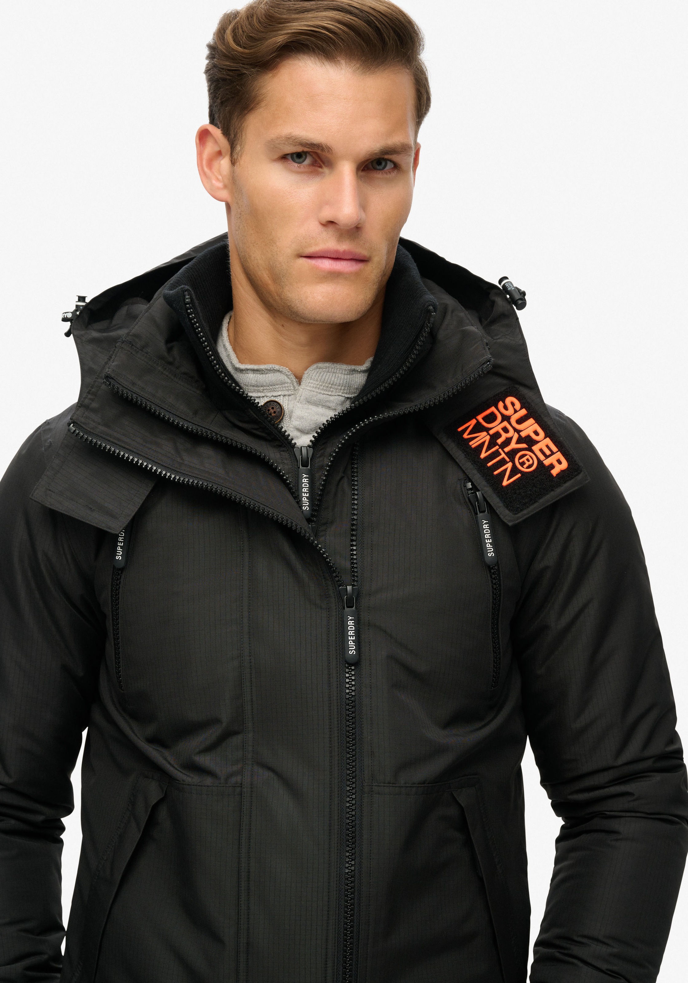 Superdry Outdoorjacke »HOODED MTN WINDBREAKER JACKET«, mit Kapuze