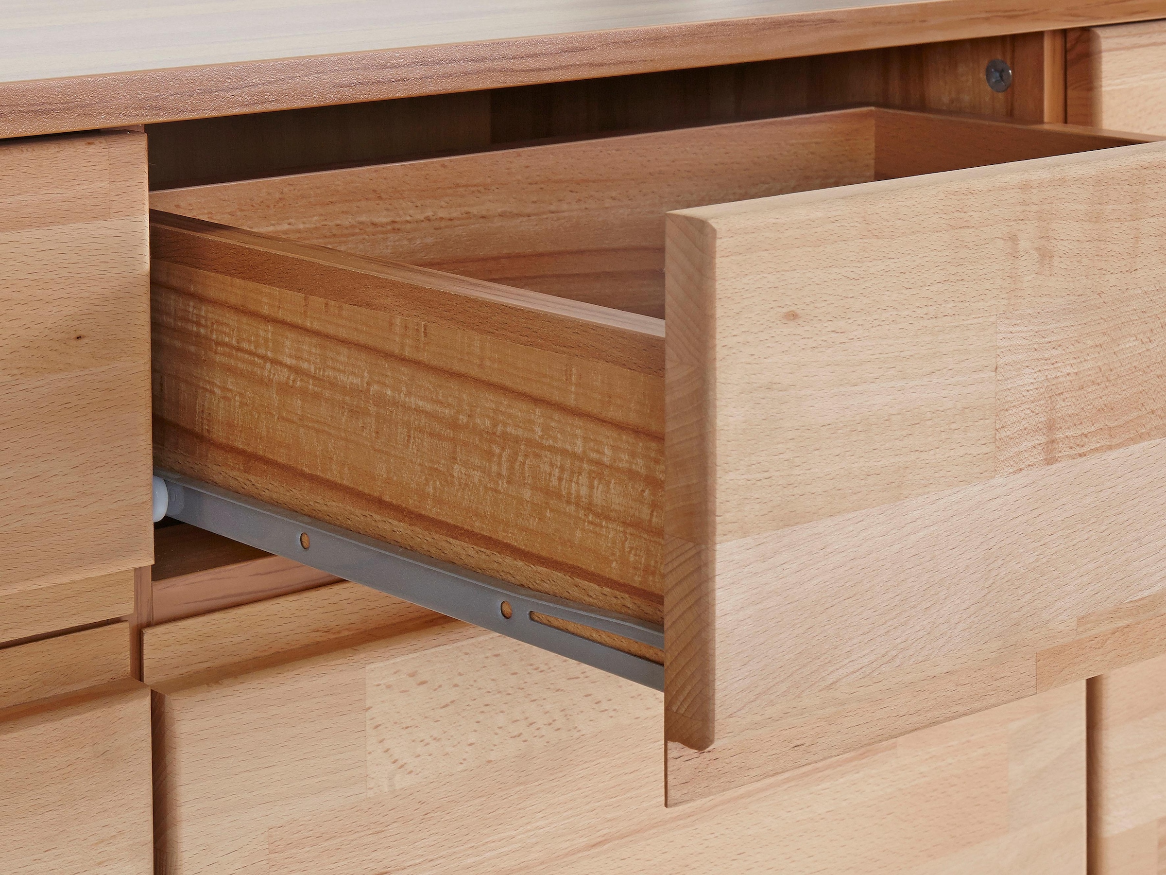 Home affaire Sideboard »Ribe,150cm breit,40 cm tief, Fronten Massivholz,6 Fächer«, Kernbuche massiv, Holzwerkstoff, 3Türen,3 Schubladen, Griffmulden