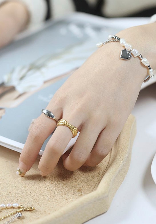 Firetti Edelstahlarmband »Schmuck Geschenk Herz & Perlen«, mit Süsswasserzuchtperle