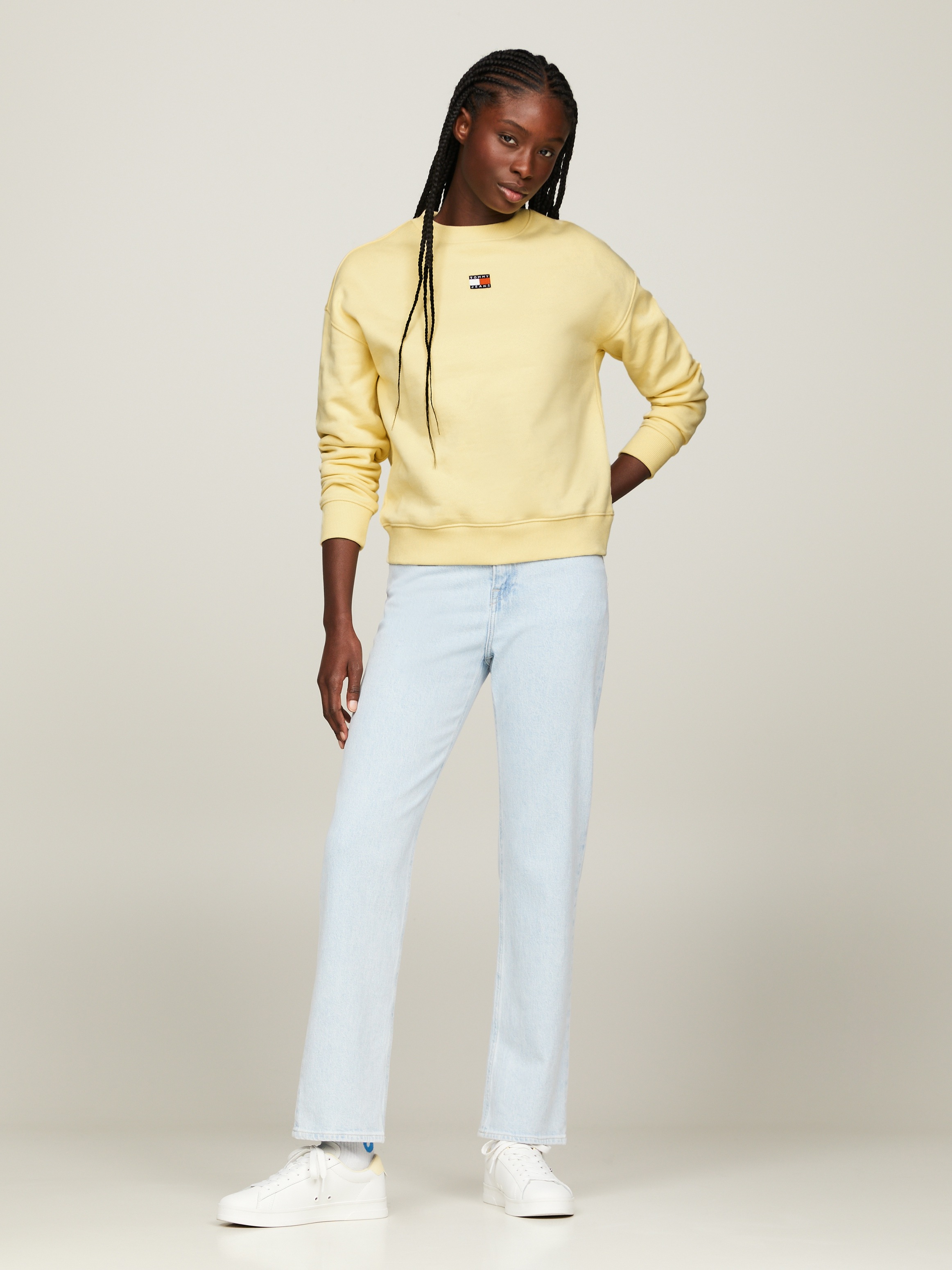 Tommy Jeans Straight-Jeans »JULIE UH STR AH1280«, mit Logostickerei