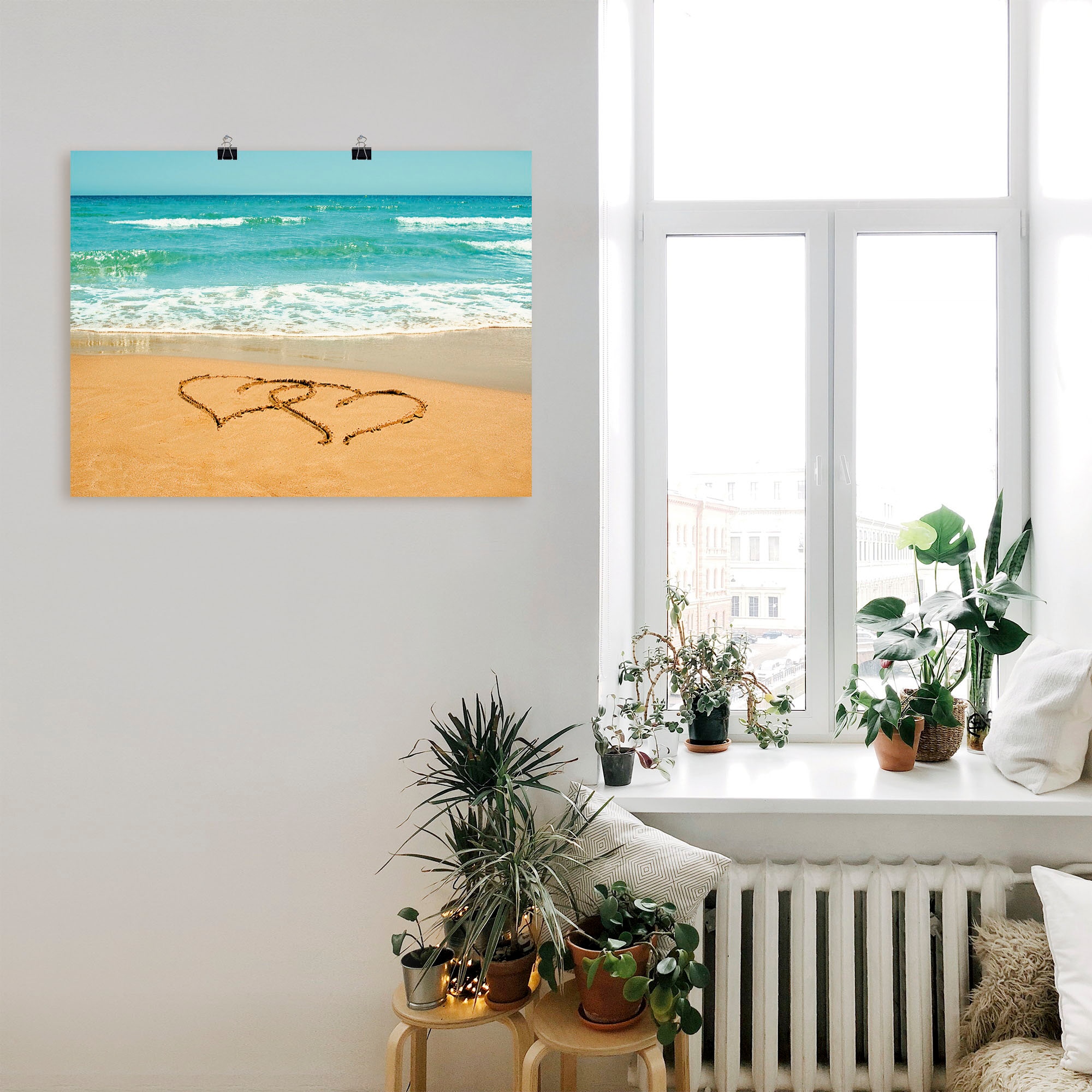 Artland Poster »Herzen im Sand«, Strand, (1 St.), als Alubild, Leinwandbild, Wandaufkleber oder Poster in versch. Grössen