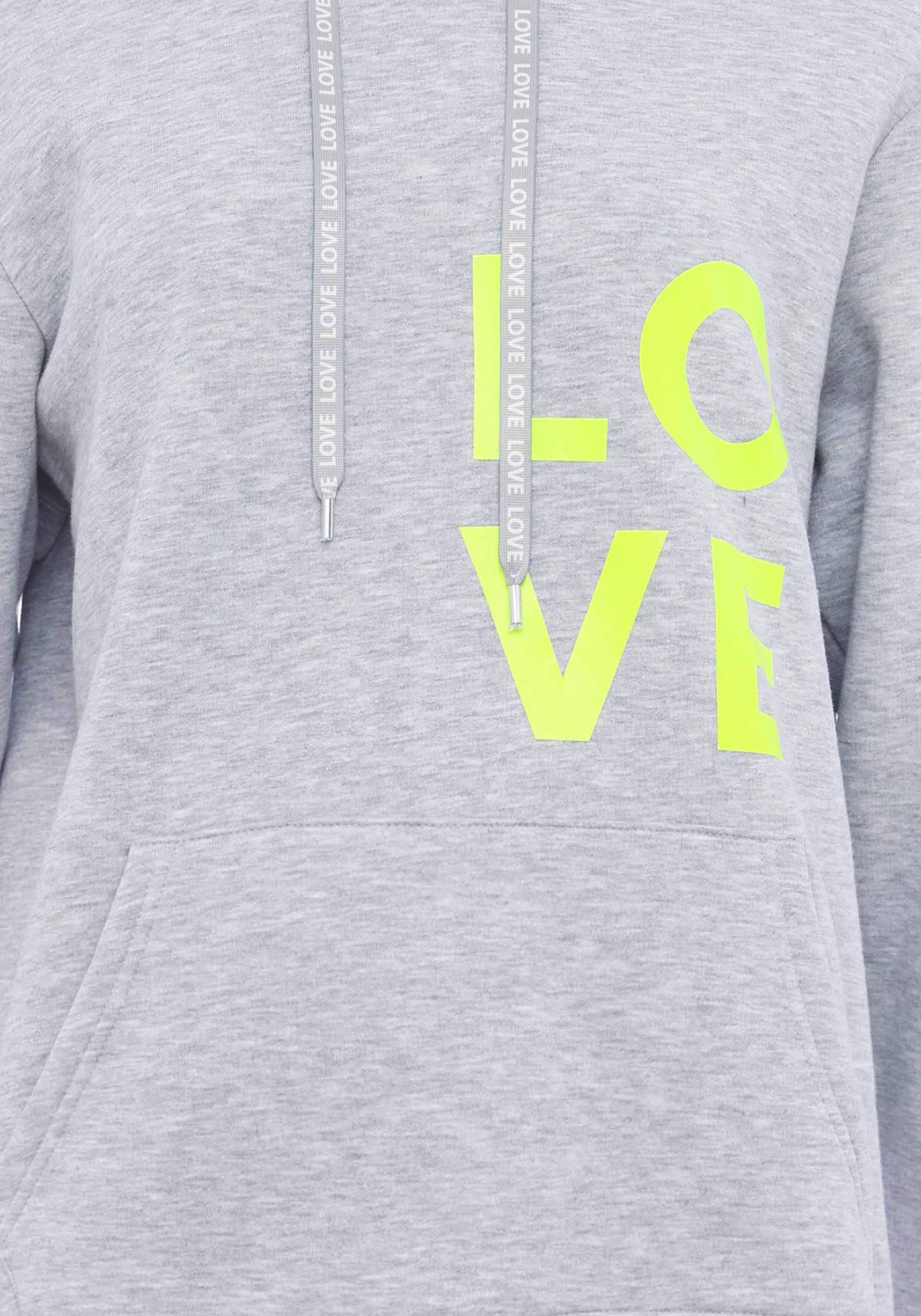 Zwillingsherz Kapuzensweatshirt, mit gesticktem Neon Herz am Ärmel und "Love" Schriftzug auf Kordel