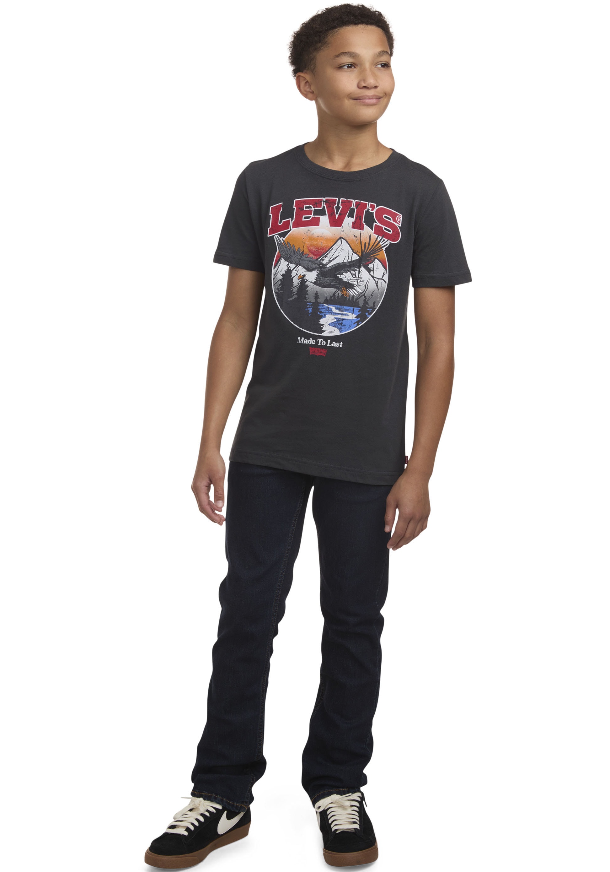 Levi's® Kids T-Shirt »LVB SOAR LIKE AN EAGLE TEE«, mit Frontprint im Used Look