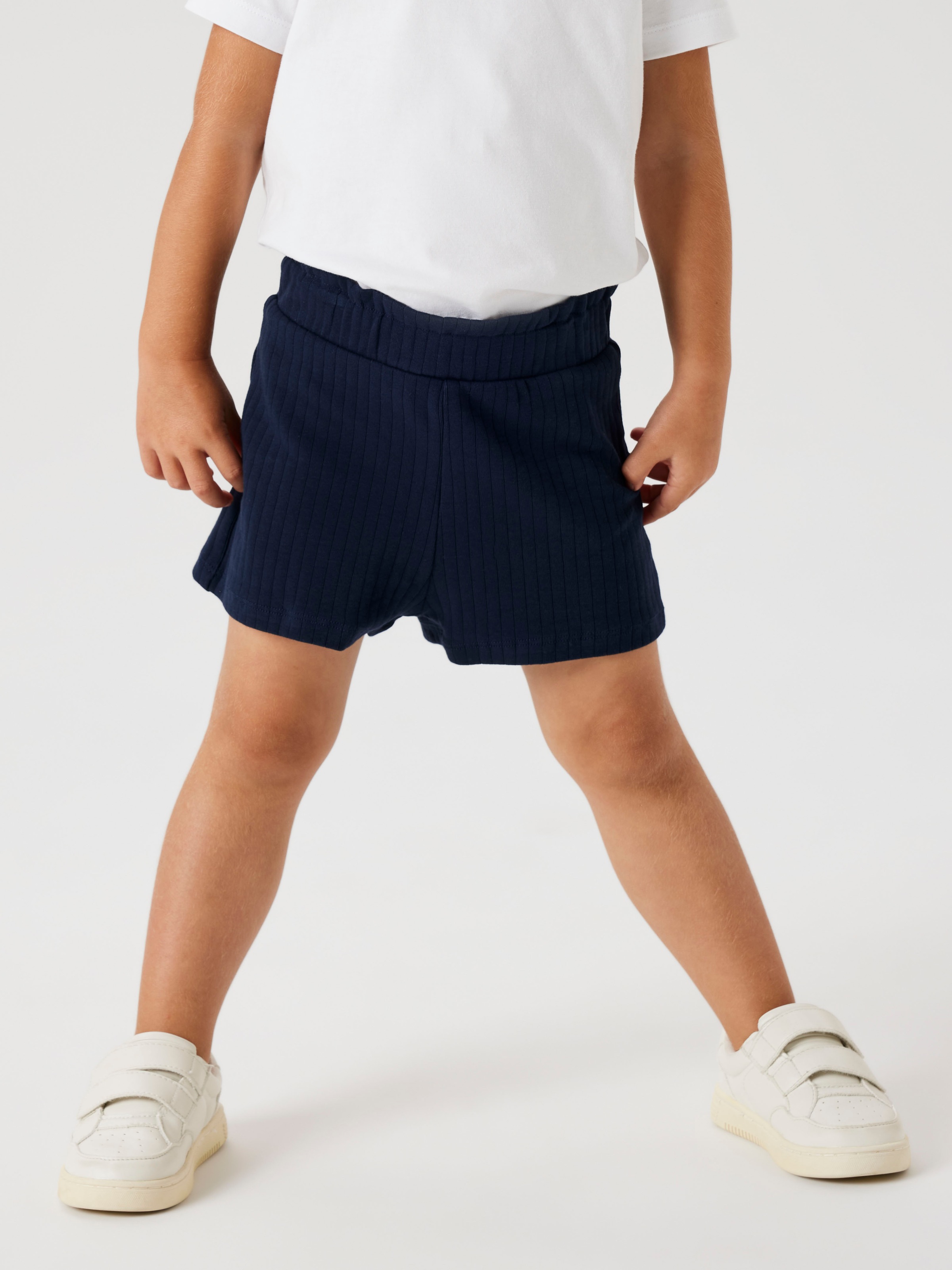 Name It Shorts »NMFSURAJALI SHORTS NOOS« Baumwollmischung, Paperbag Bündchen, innen verstellbar, Stretch