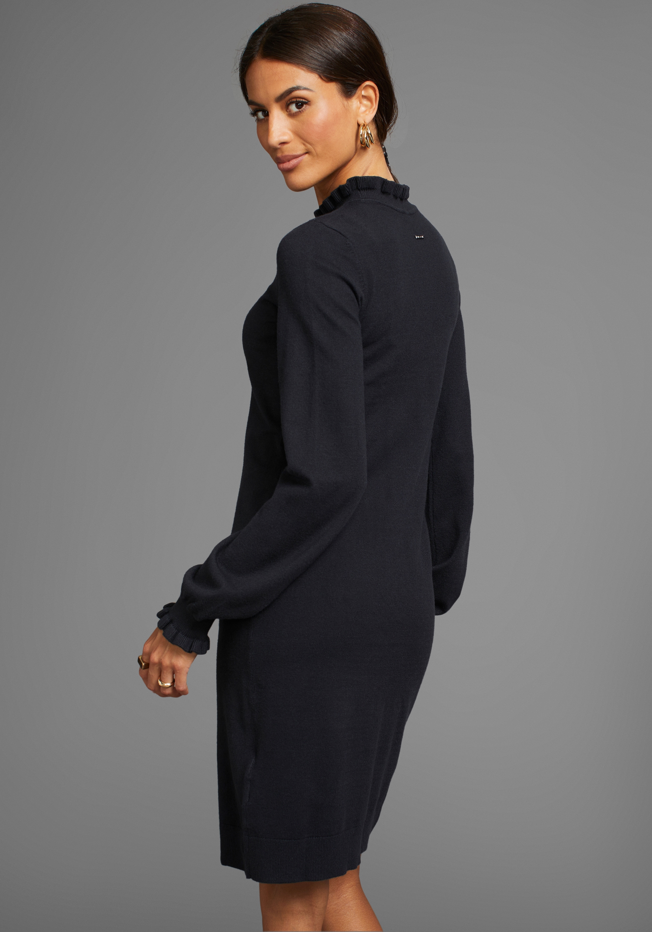 Laura Scott Strickkleid, festlich, lang, feminin und figurbetont, aus Viskosemischung