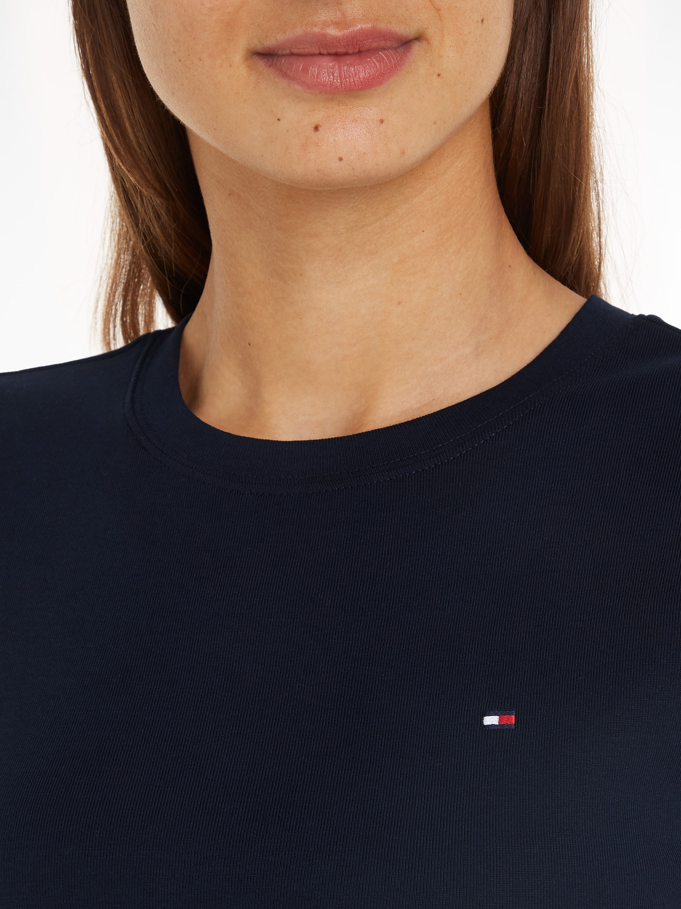 Tommy Hilfiger T-Shirt »SLIM CODY C-NK SS«, mit Logostickerei