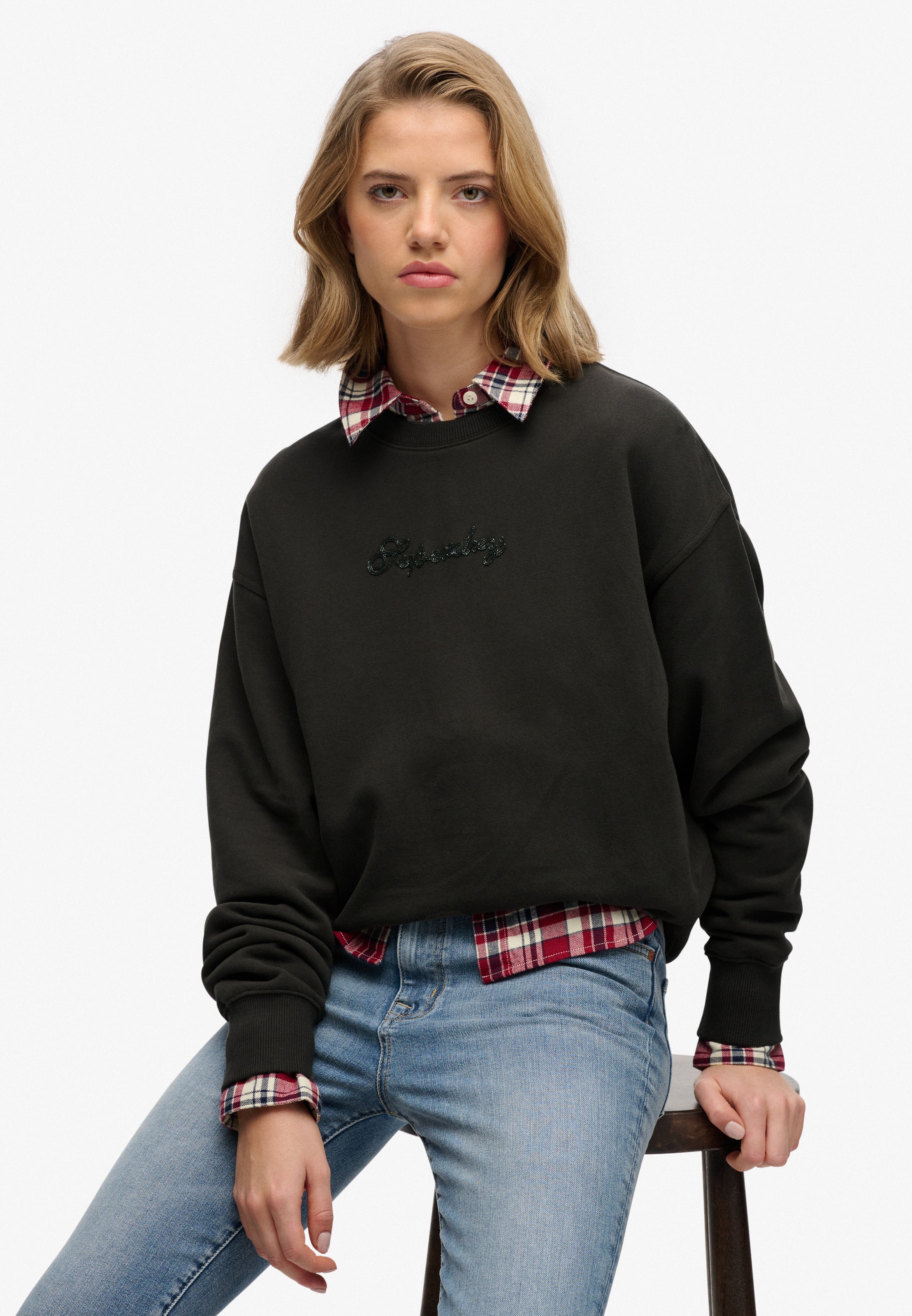 Superdry Sweatshirt "SCRIPT BRAND LOOSE CREW", mit Markenlogo aus Perlenstickerei auf der Brust