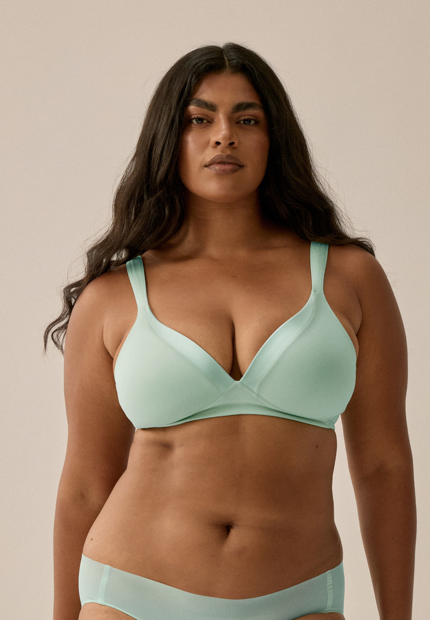 Naturana Bügelloser BH "The Wednesday" 1 mit Schale, Glanzband, breite Träger, weich, bequem, ohne Bügel