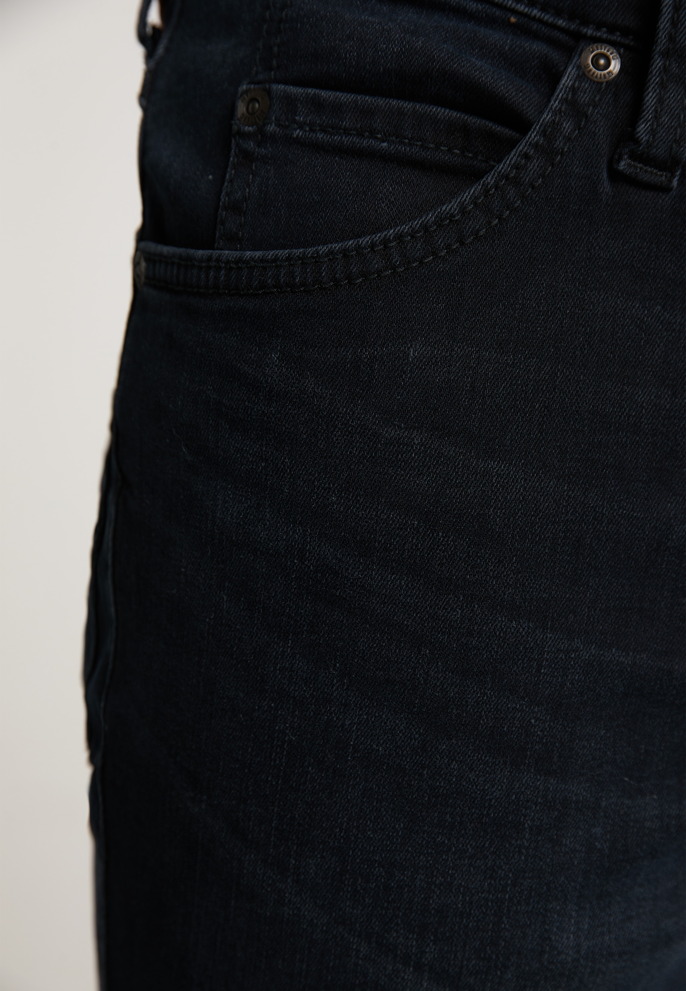 MUSTANG Tapered-fit-Jeans »Tramper«