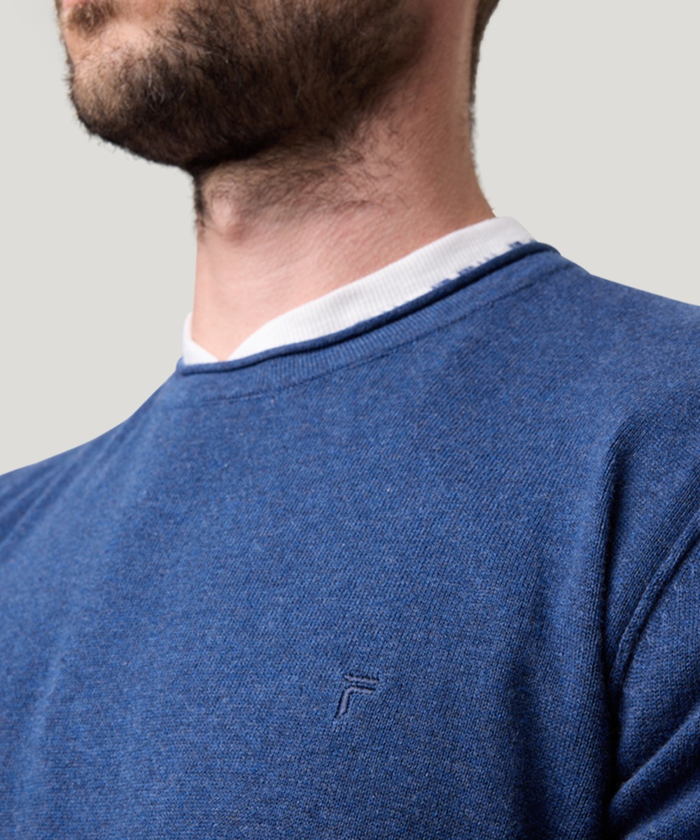 Pioneer Authentic Jeans Rundhalspullover, Ausschnitt mit Rollkante, Aussennähte