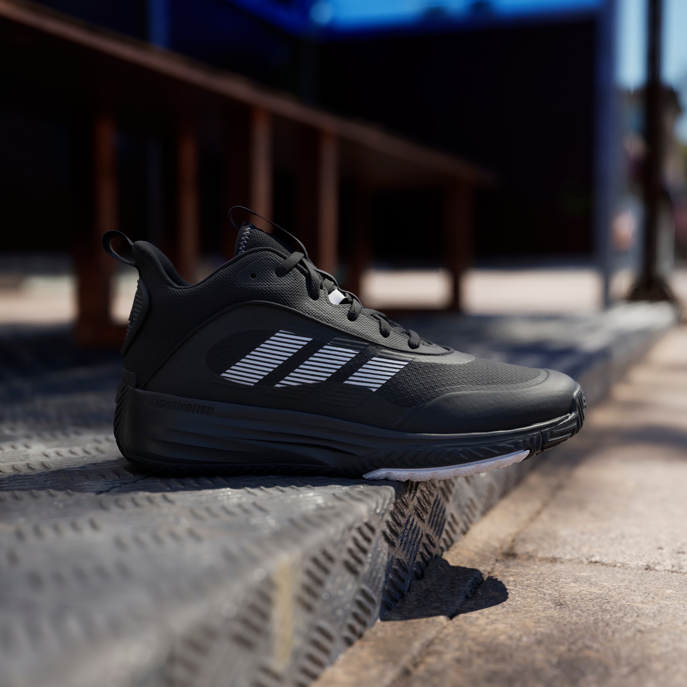 adidas Sportswear Basketballschuh »OWN THE GAME 3«