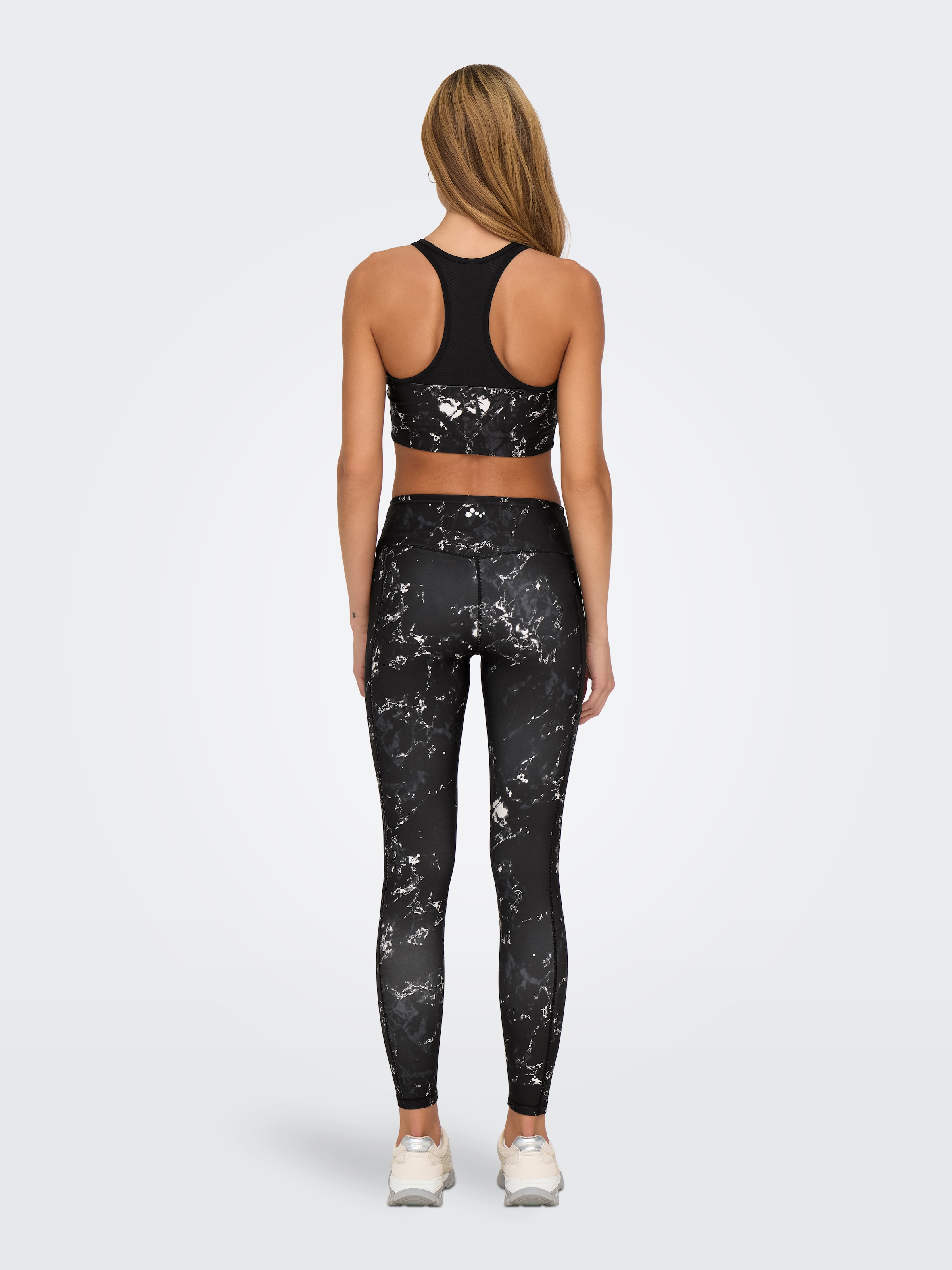 ONLY Play Funktionstights »ONPRYA-2-SPACE LIFE HW PCK TIGHTS NOOS«, mit reflektierenden Details