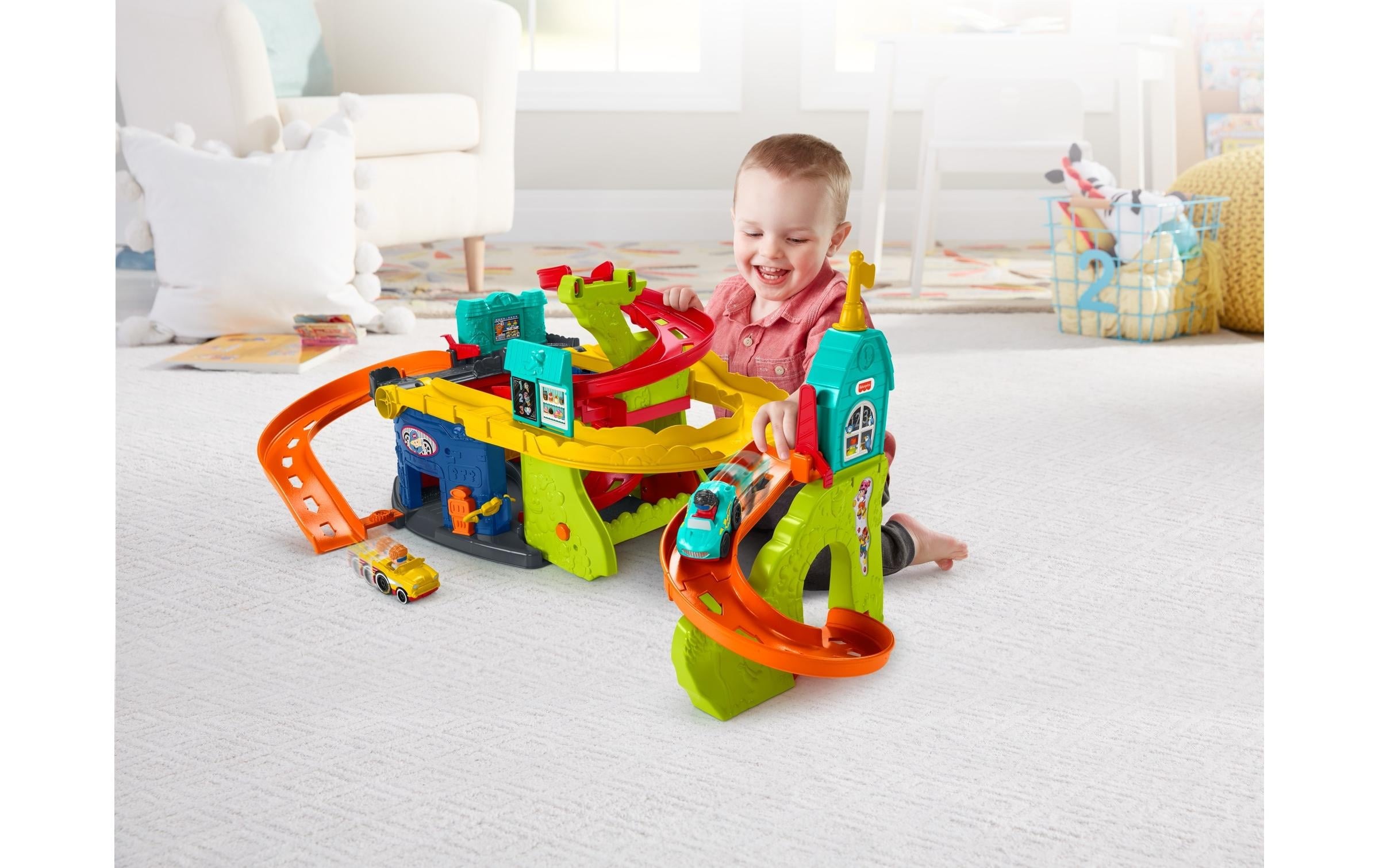 Fisher-Price® Spielwelt »Sitz&Steh Hochhausrennbahn«