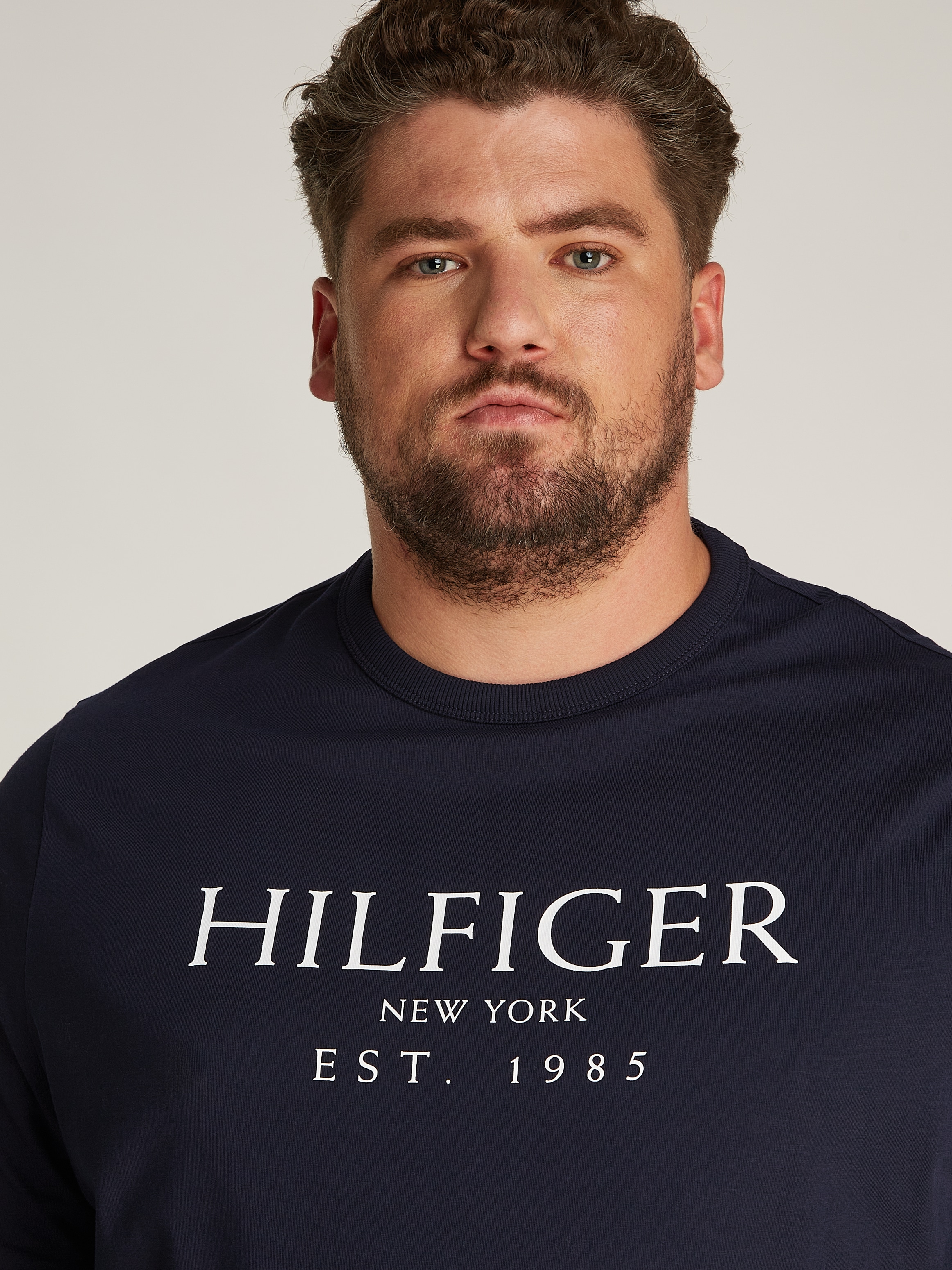 Tommy Hilfiger Big & Tall Longsleeve »BT-BIG HILFIGER LS TEE-B«, mit grossem Print