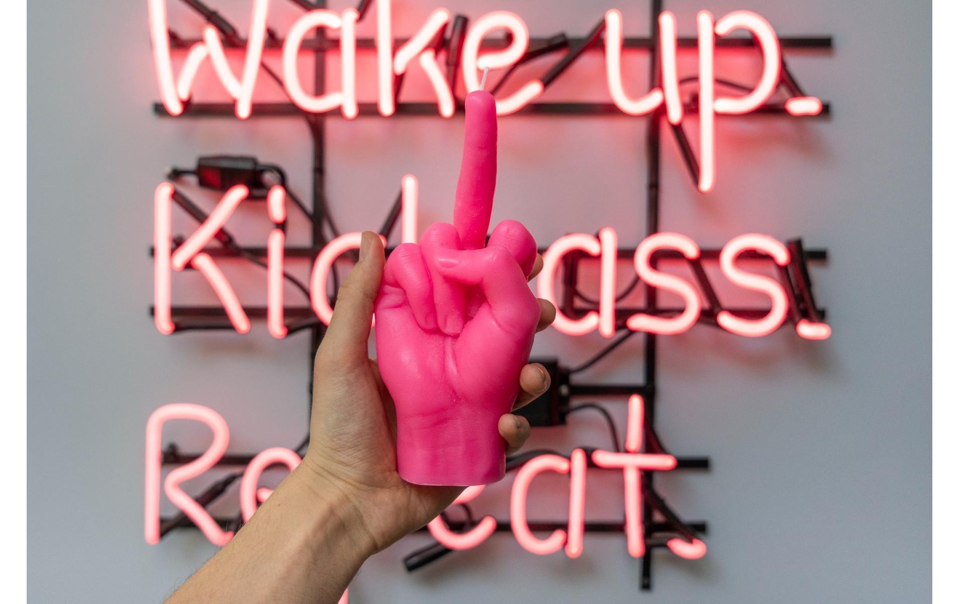 Formkerze »Mandatus Candle Hand F*ck you«