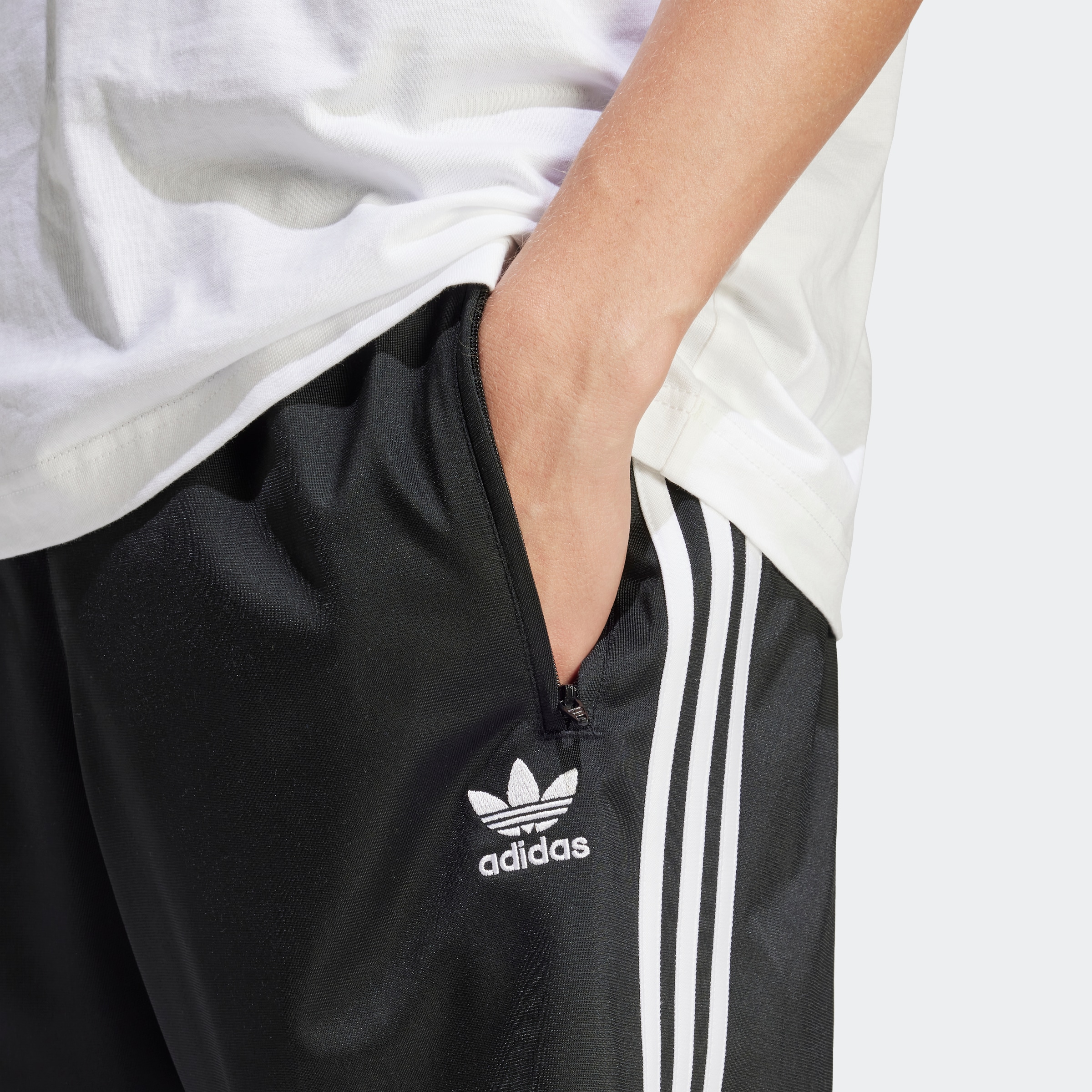 adidas Originals Shorts »FIREBIRD SHORT«, (1 tlg.)