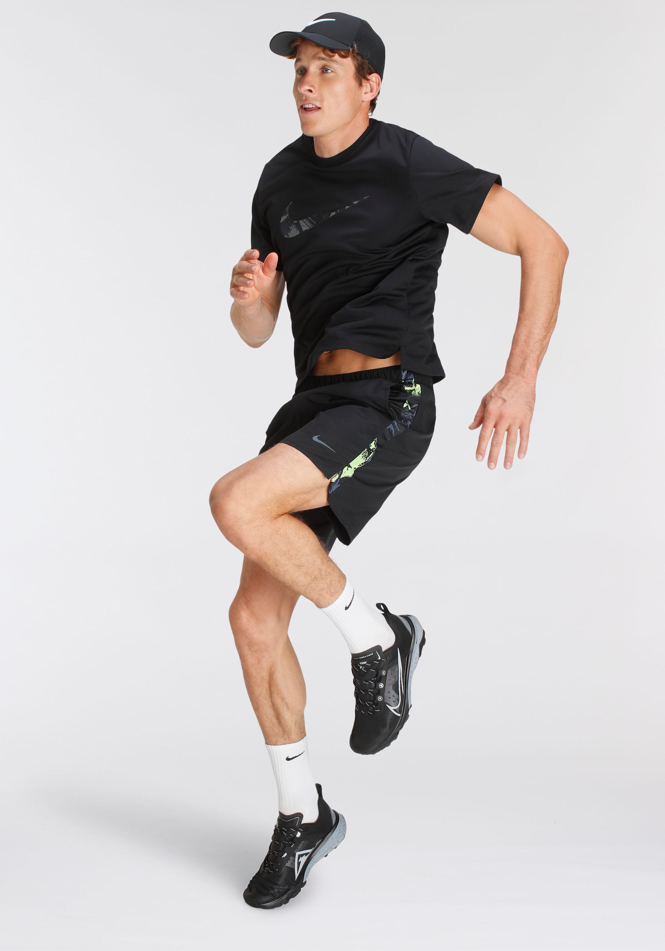 Nike Laufshirt »M NK SS | online DF MILER Jelmoli-Versand bestellen ECMO« UV
