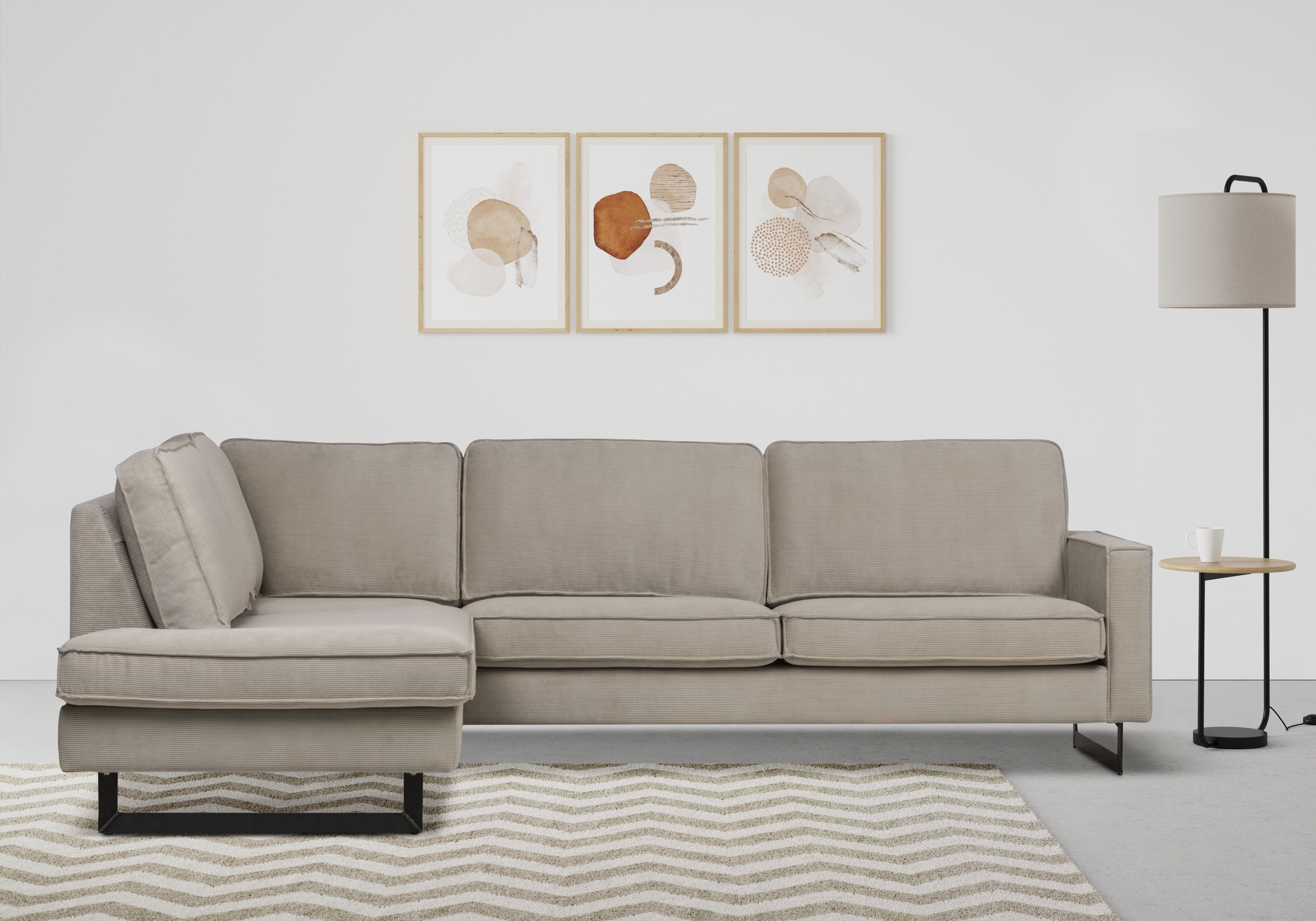 Places of Style Ecksofa »Pinto, 290 cm, Cord, Chenille, Lederoptik, Ottomane links / rechts«, mit Keder, schwarze Metallfüsse, Wellenunterfederung