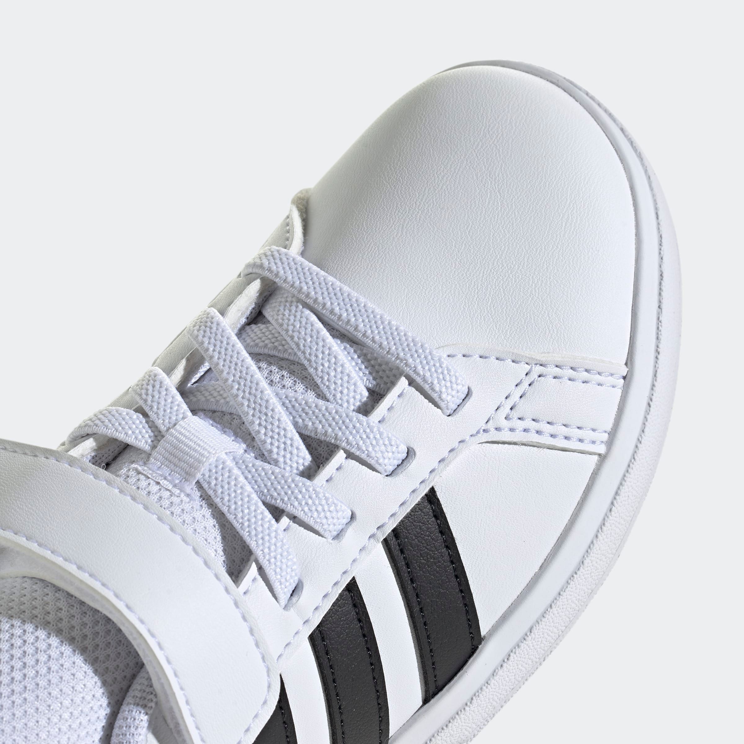 adidas Sportswear Sneaker »GRAND COURT 2.0 KIDS«, Design auf den Spuren des adidas Superstar