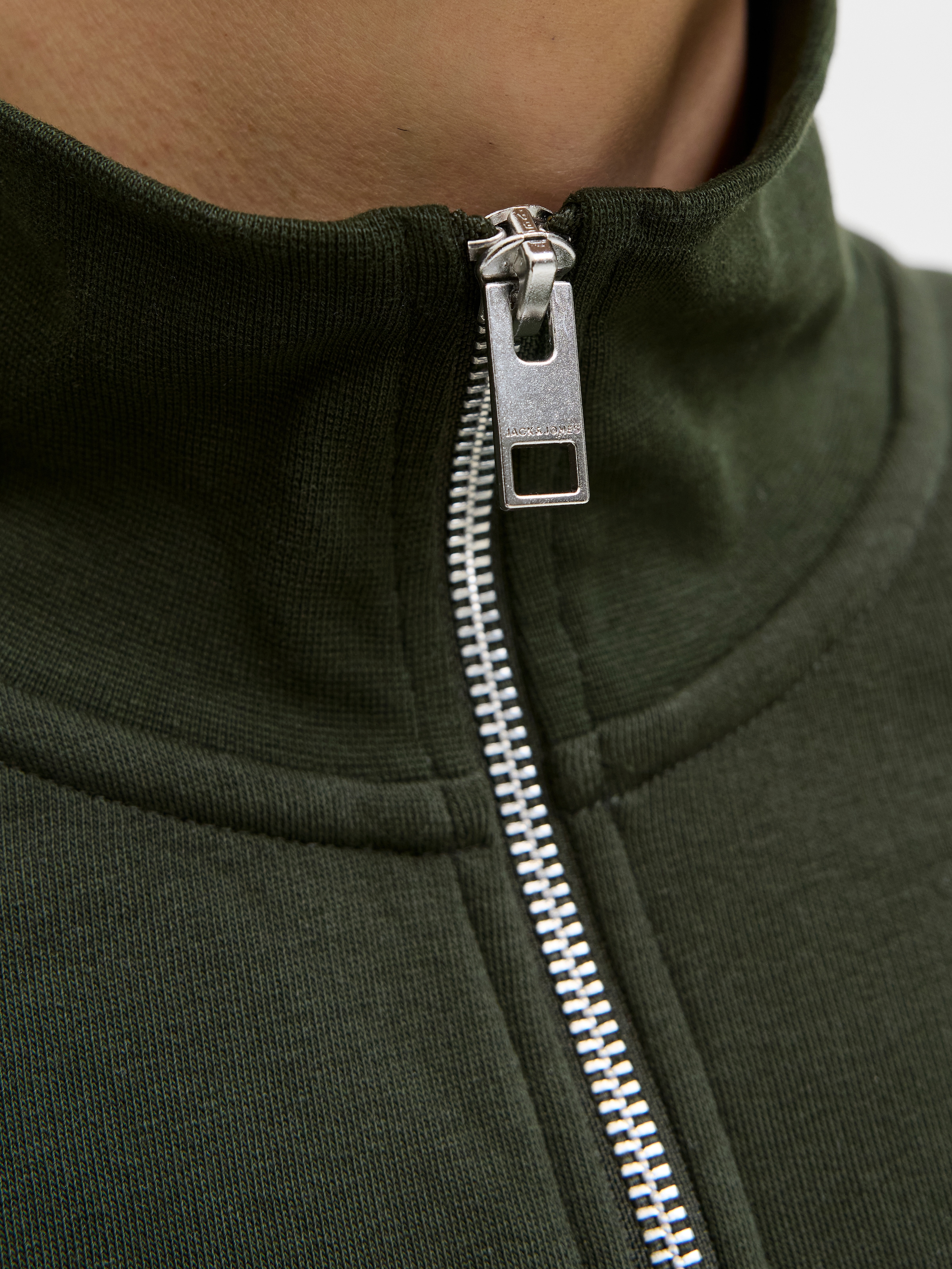 Jack & Jones PlusSize Sweatshirt »JJESOHO SWEAT QUARTER ZIP HN NOOS PLS«