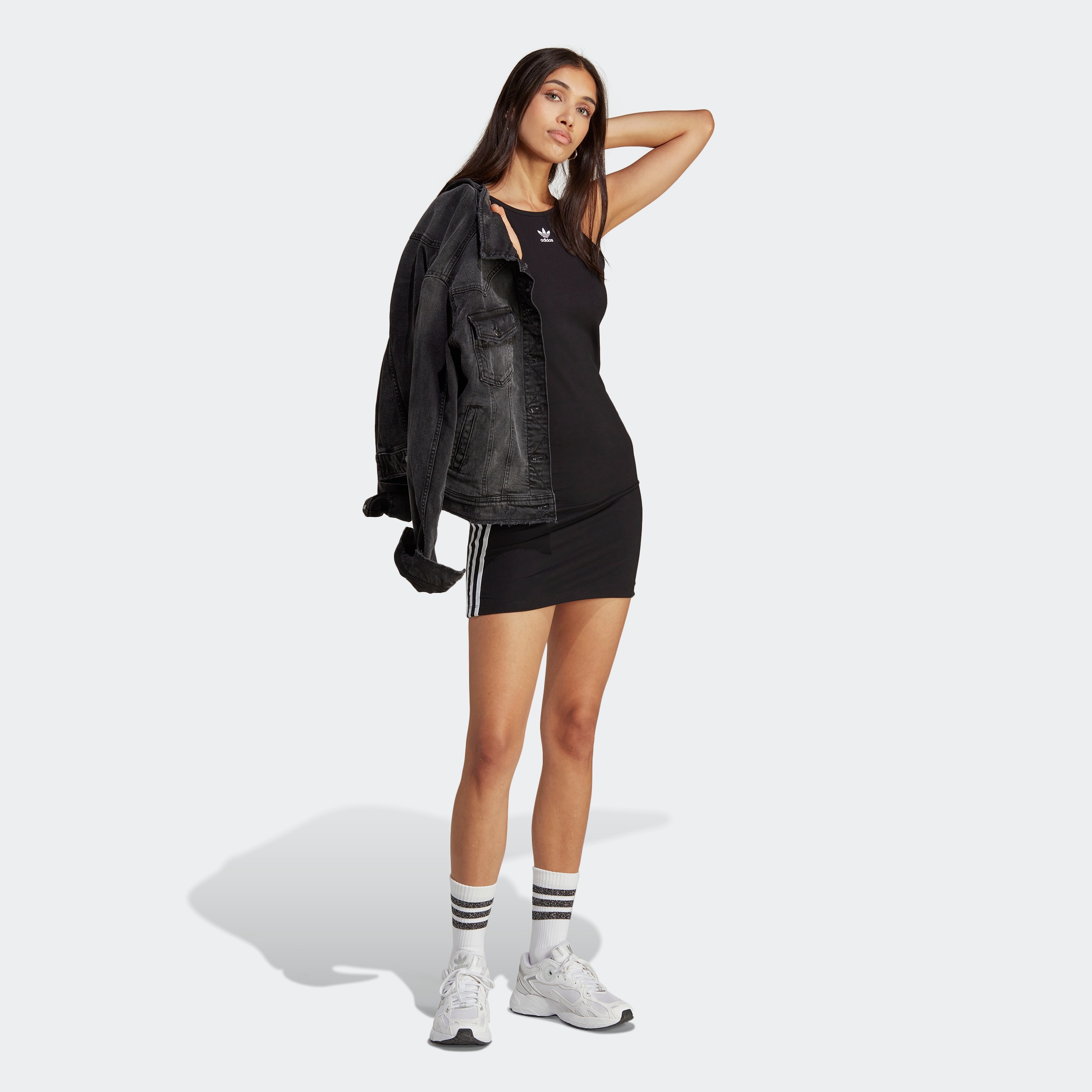 adidas Originals Shorts »ADICOLOR CLASSICS TIGHT SUMMER KLEID«, (1 tlg.)