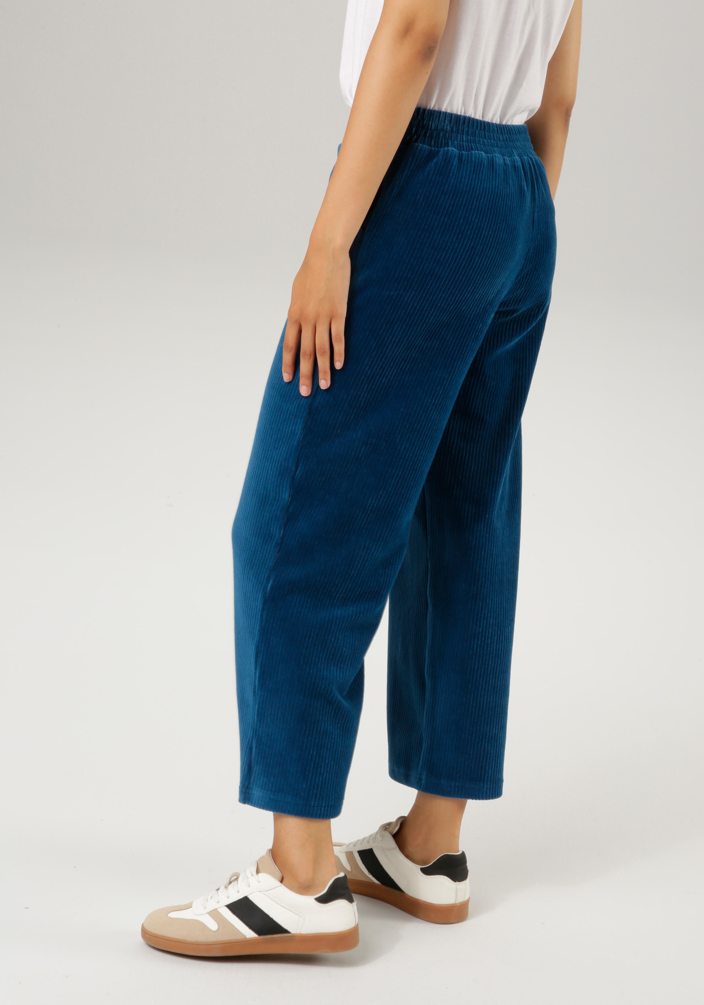 Aniston CASUAL Cordhose, in trendiger Culotte-Form