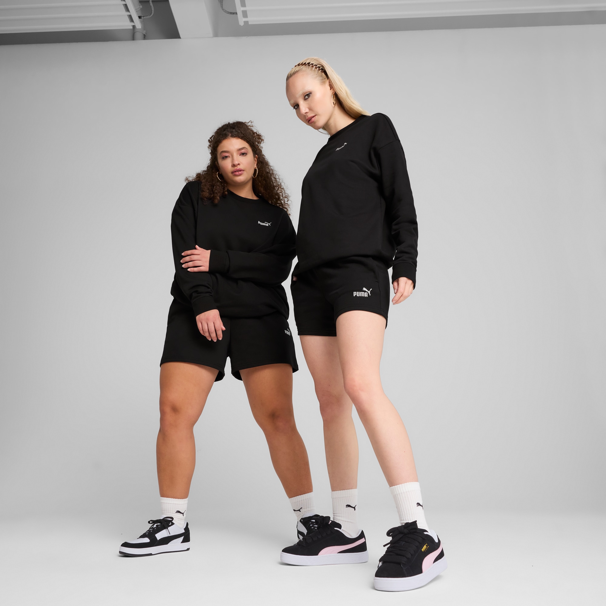 PUMA Trainingsshorts »ESS SMALL NO. 1 LOGO 4'' SHORTS TR« mit Eingrifftasche, mit Rippenbund, mit Seitenschlitzen