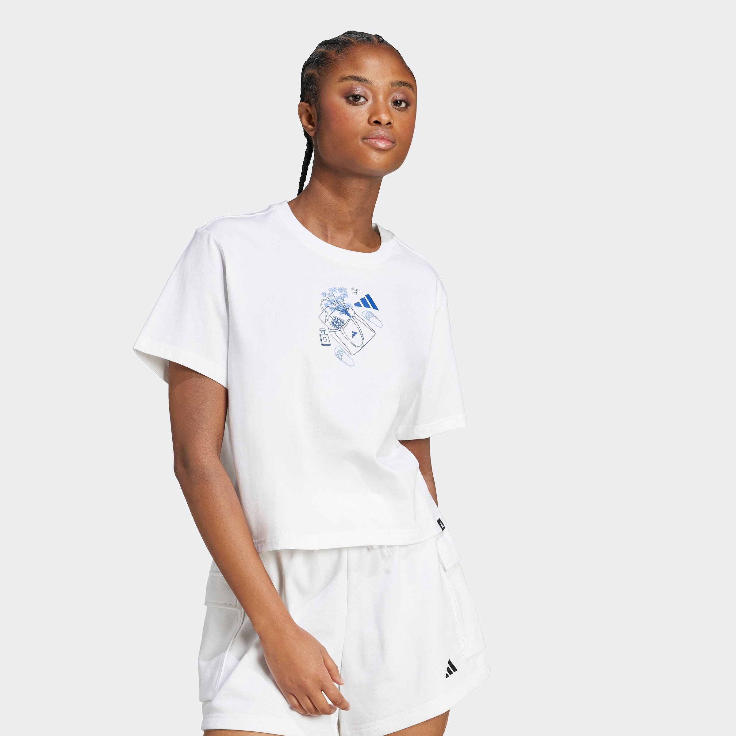 adidas Sportswear T-Shirt »W MINI T« sportlicher Stil, kurze Ärmel, ohne Verschluss, mit Brustgrafik