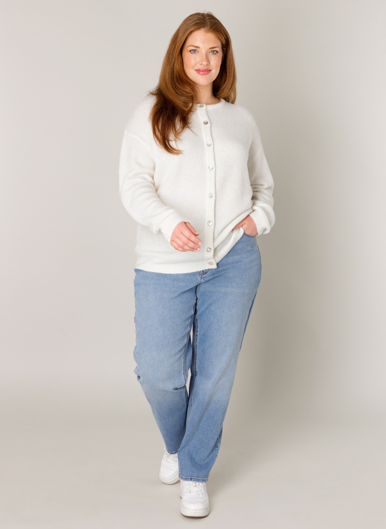 Base Level Curvy Cardigan »Yulia«, mit Wolle