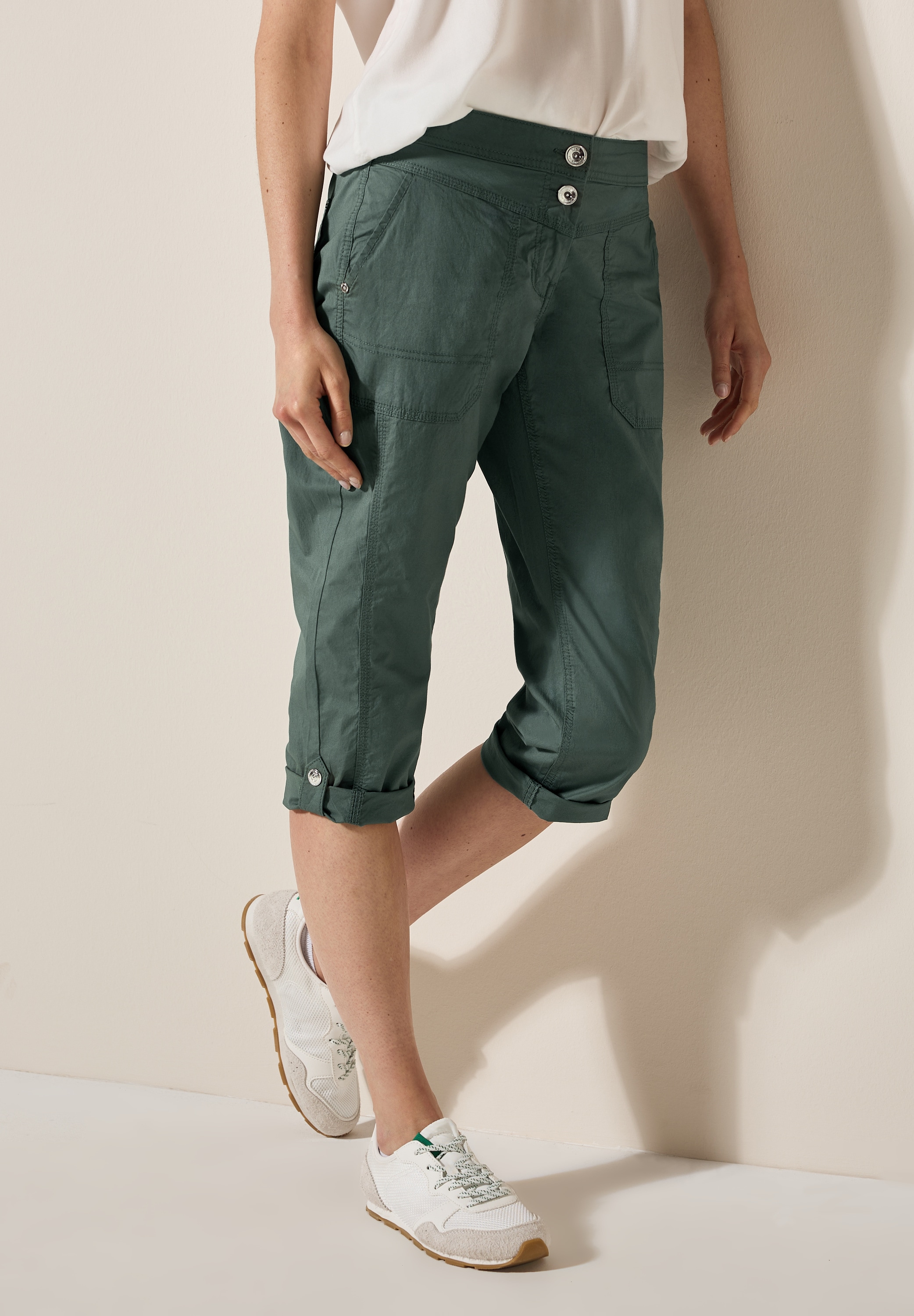 Cecil Caprihose »Style New York« Sommerhose mit Knopfdetails am Bund