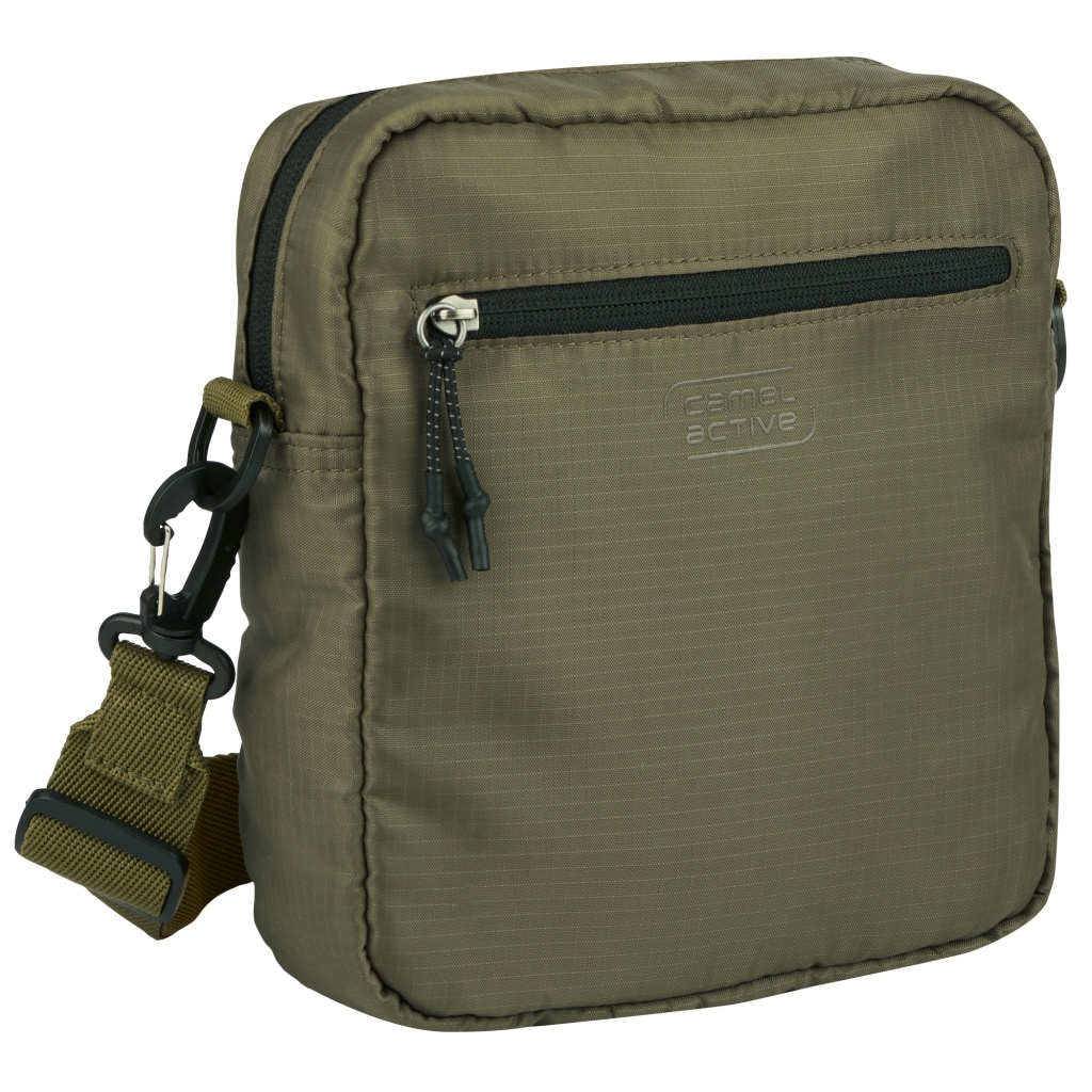 camel active Umhängetasche "Shores" Ultraleicht mit sportiver Schnürung abnehmbare Pouch & Reflektdetails