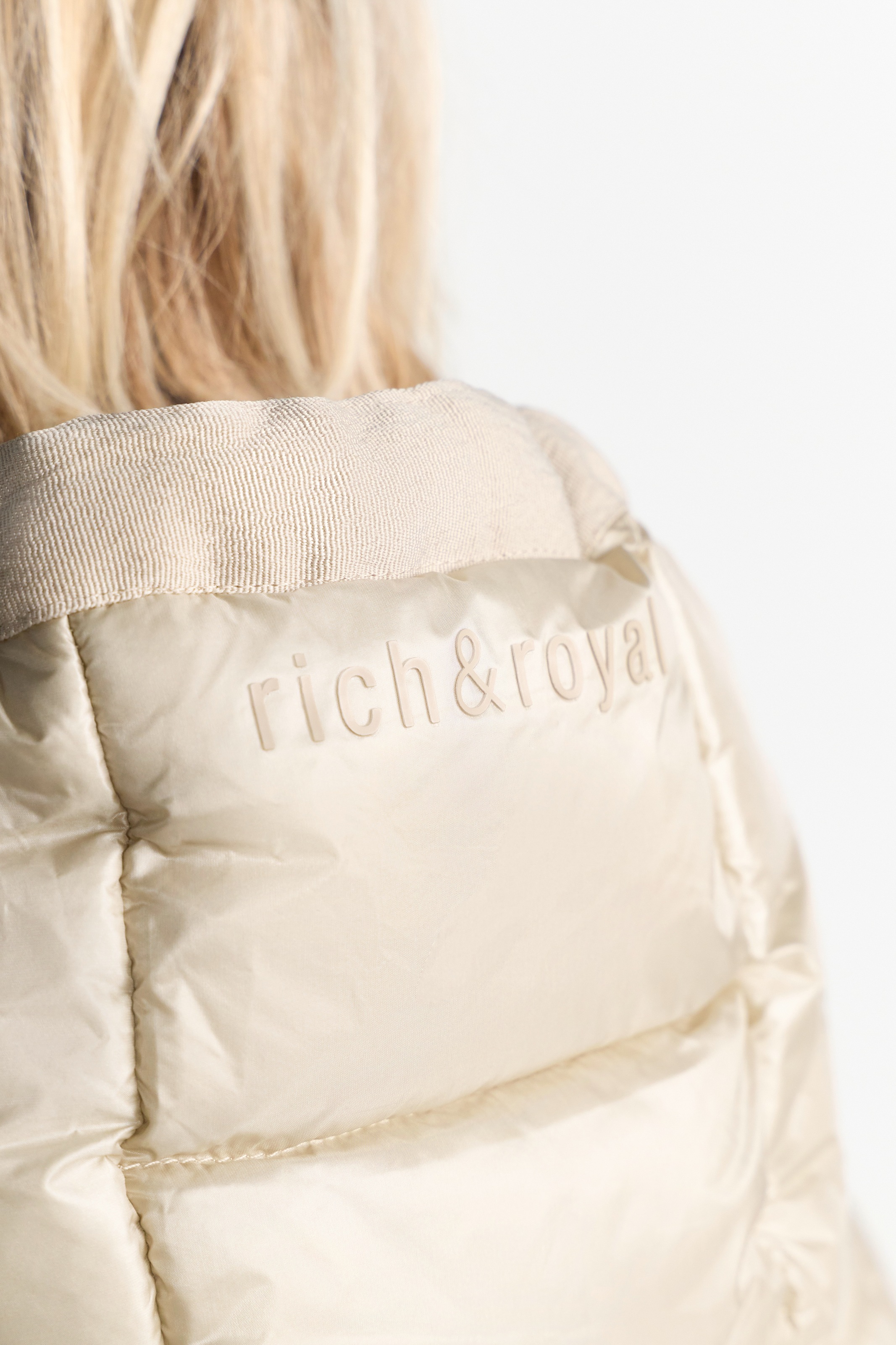 RICHROYAL Steppjacke, mit Kapuze, mit 2-Wege-Reissverschluss