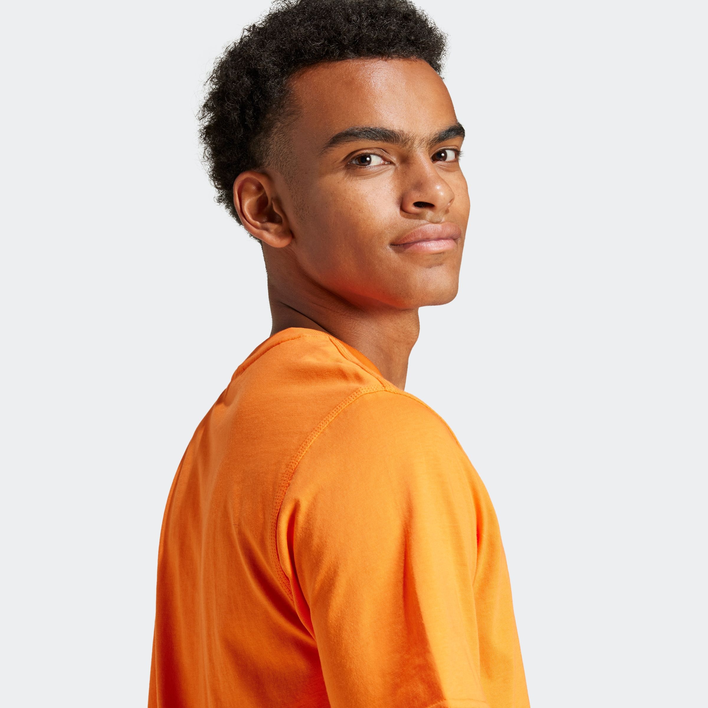 adidas Originals T-Shirt »TREFOIL ESS TEE«, drei Streifen Essentials Shirt mit Trefoil Logo