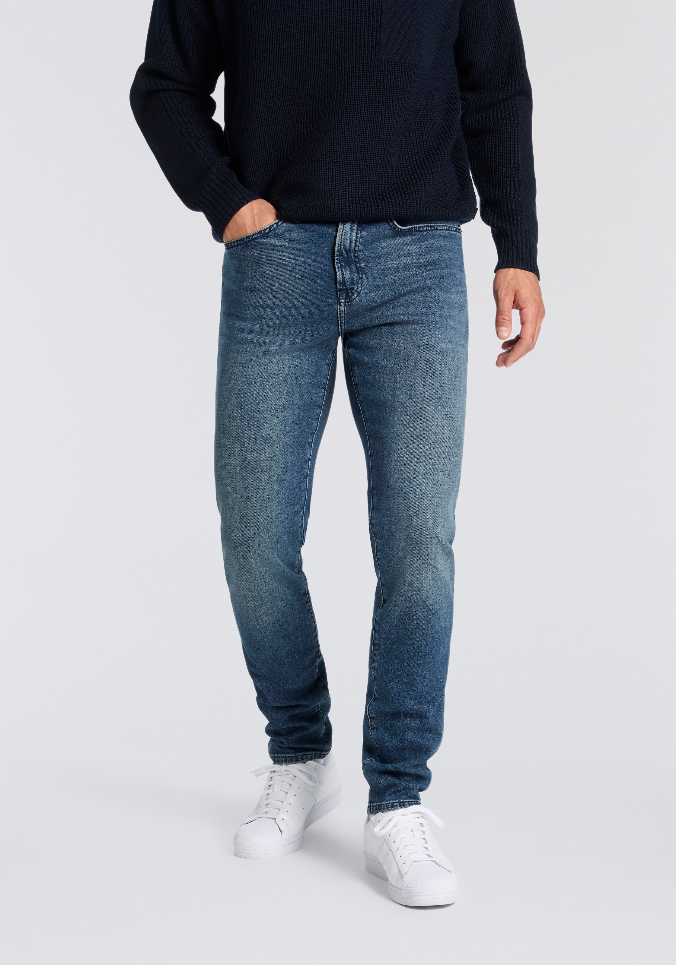 BOSS ORANGE Tapered-fit-Jeans »ONYX« in 5-Pocket-Form, komfortabler Stretch-Denim