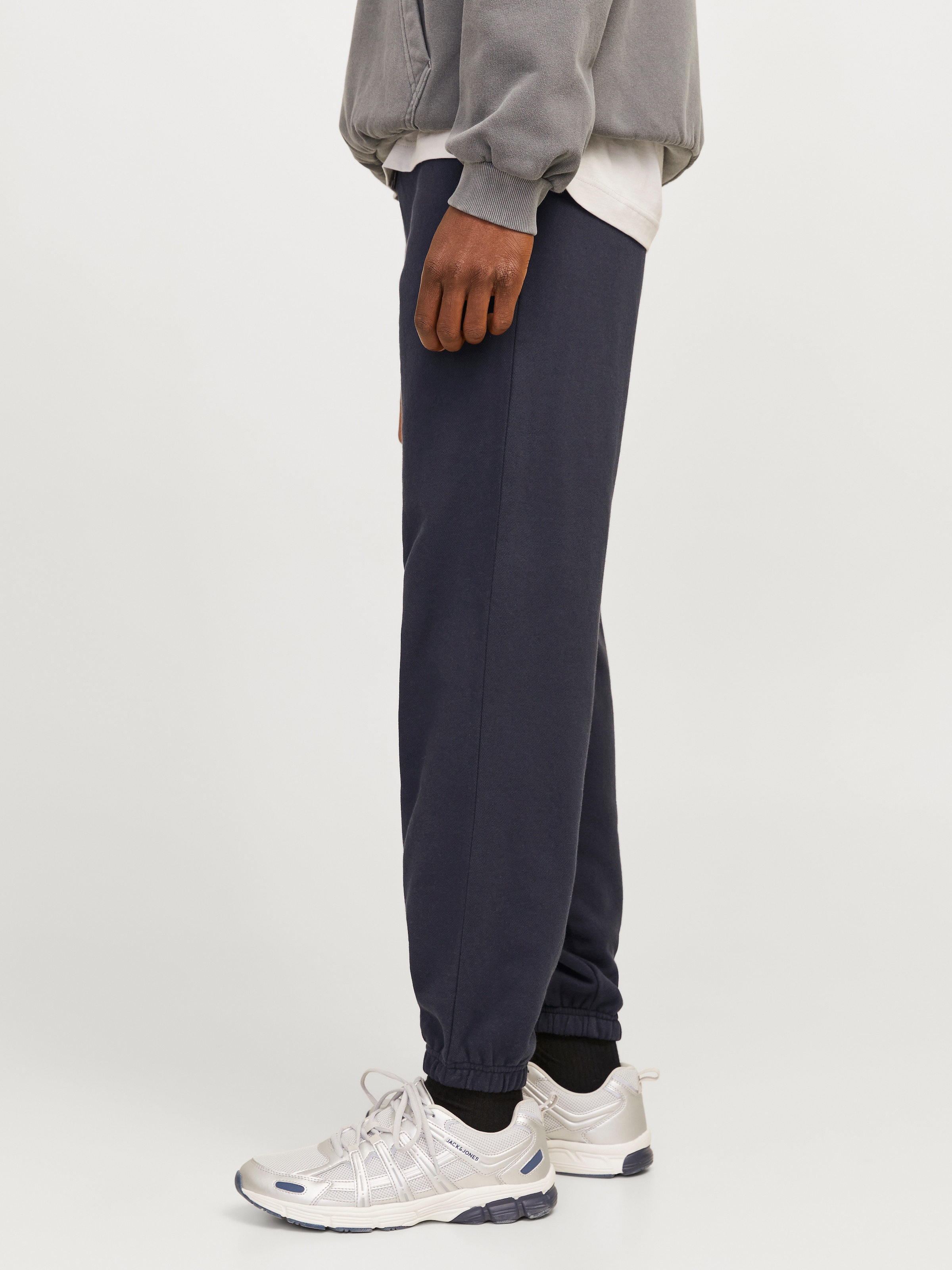 Jack & Jones Sweathose »JPSTGORDON JJCHARGE SWEAT PANTS IMP«, mit elastischem Bund