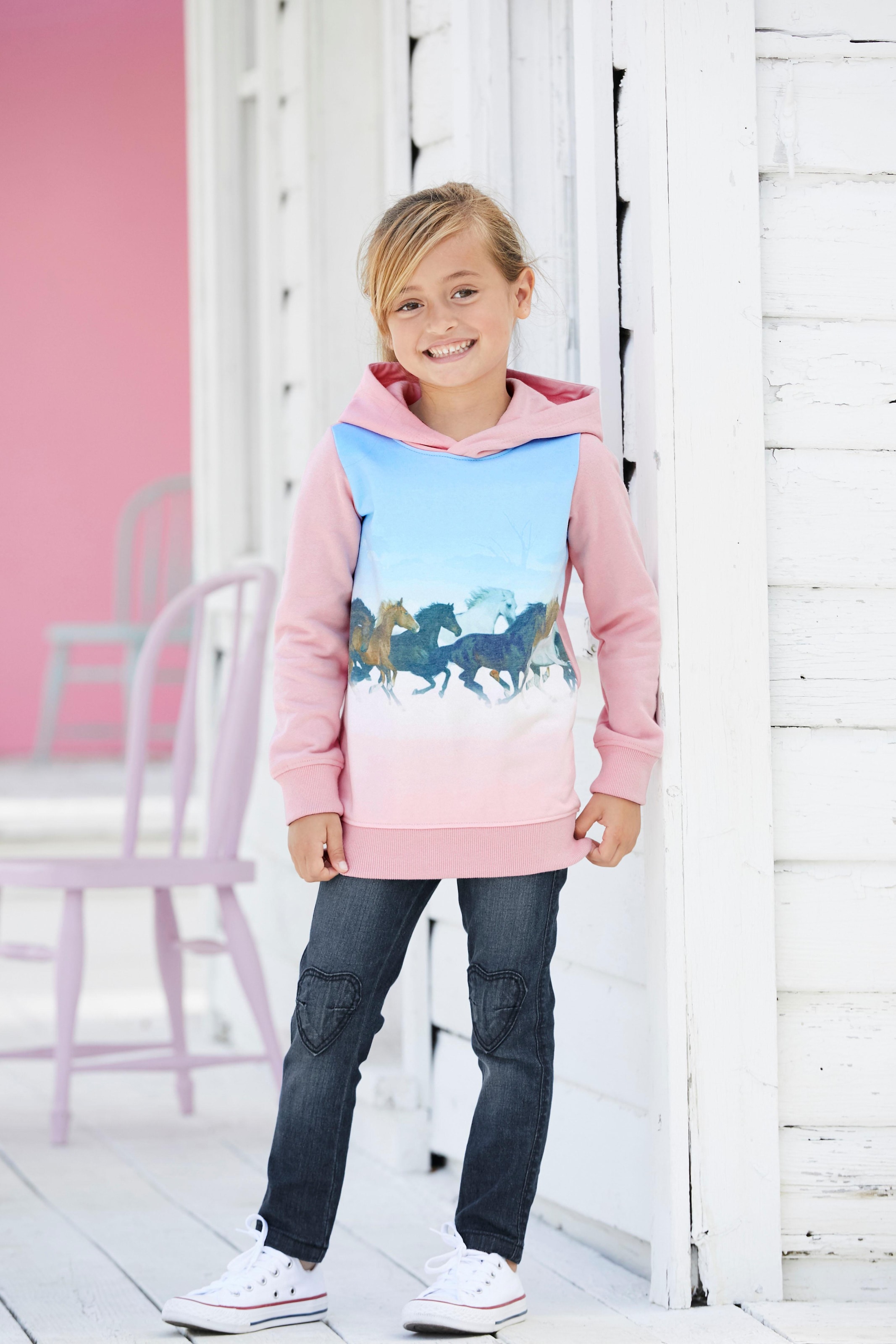 KIDSWORLD Longsweatshirt »für kleine Mädchen«, mit Pferdedruck