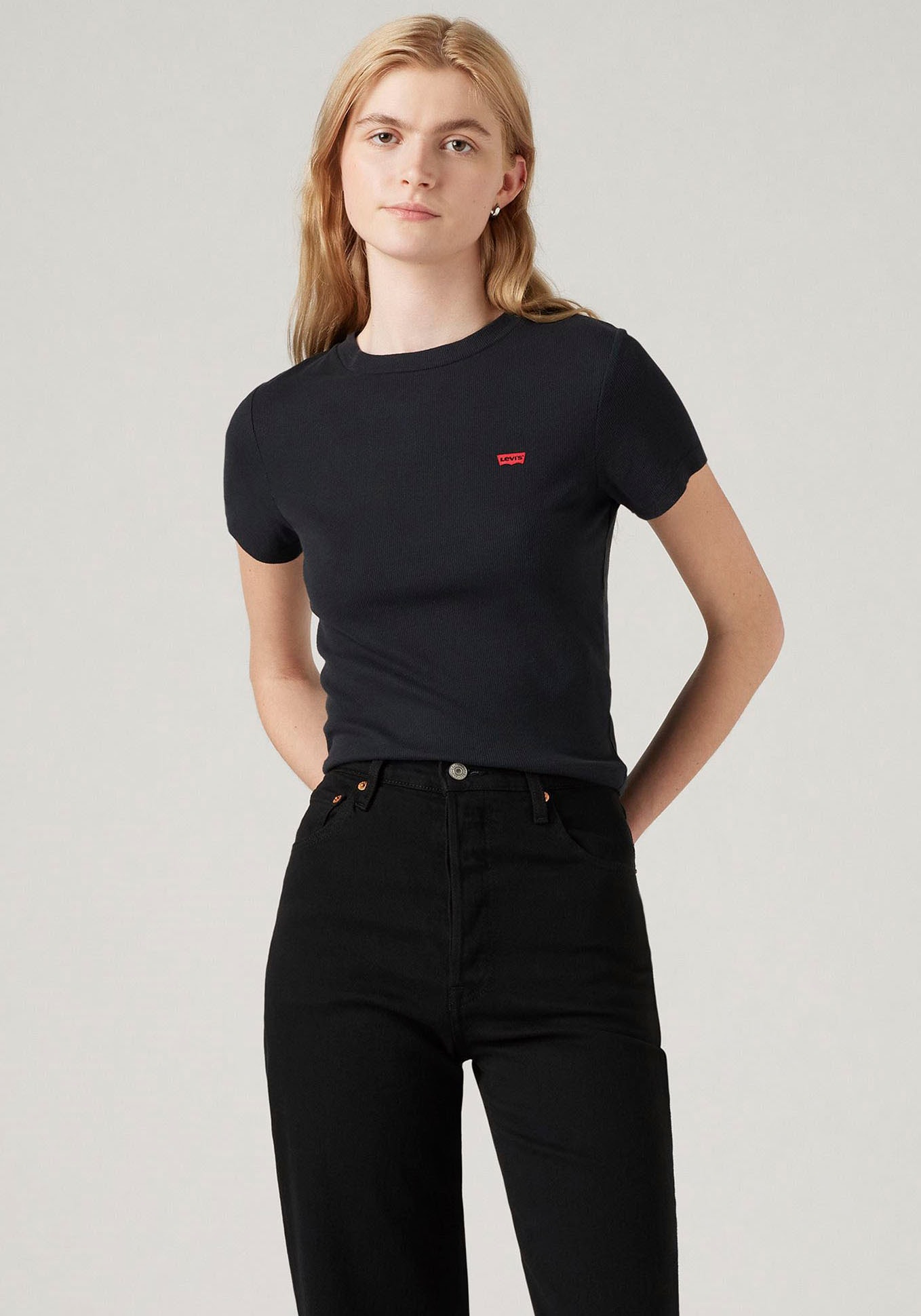 Levi's® T-Shirt »ESSENTIAL SPORTY TEE« Feinripp- Qualität