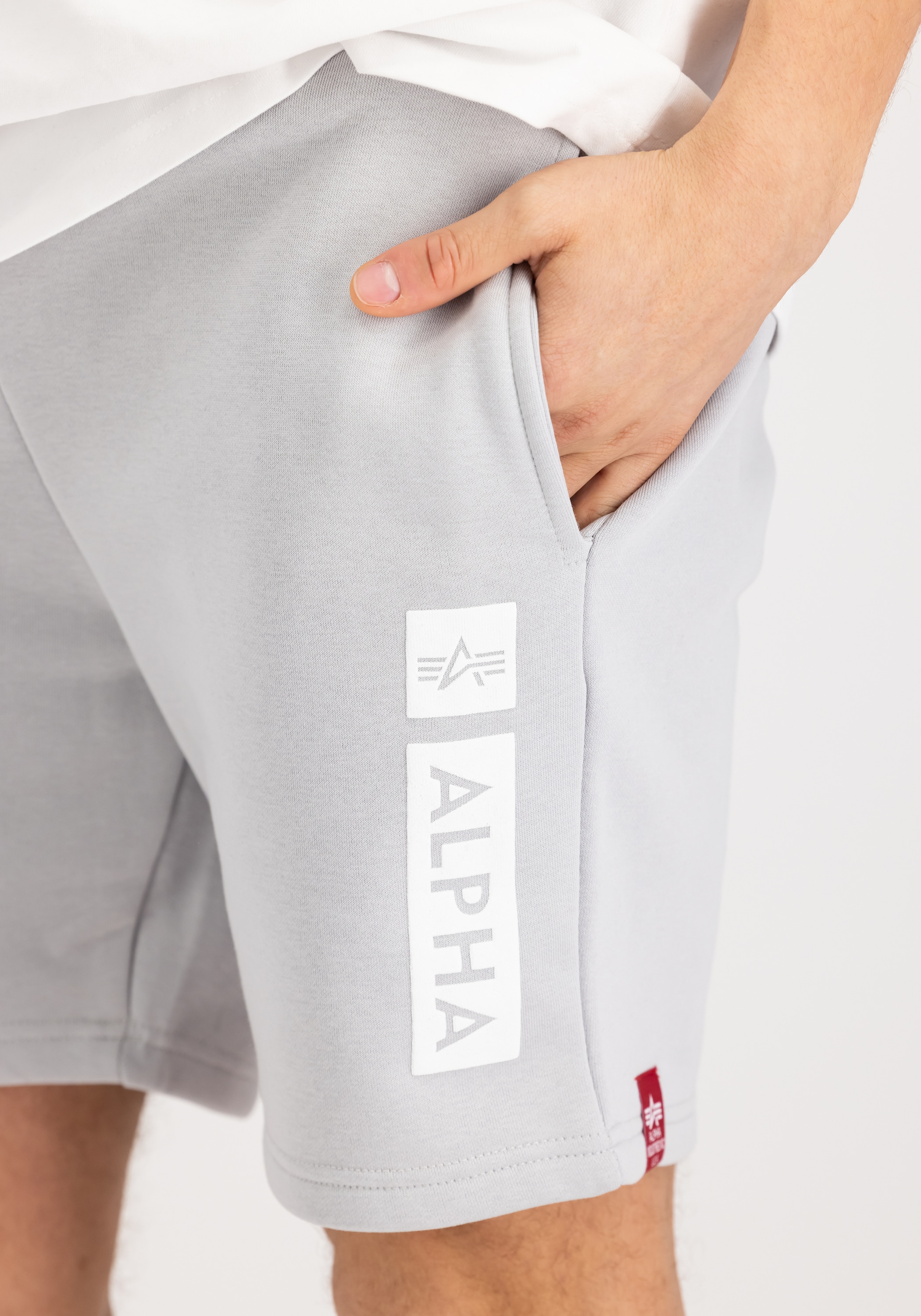 Alpha Industries Shorts »Alpha Industries Men - Shorts Alpha Puff Print Short«